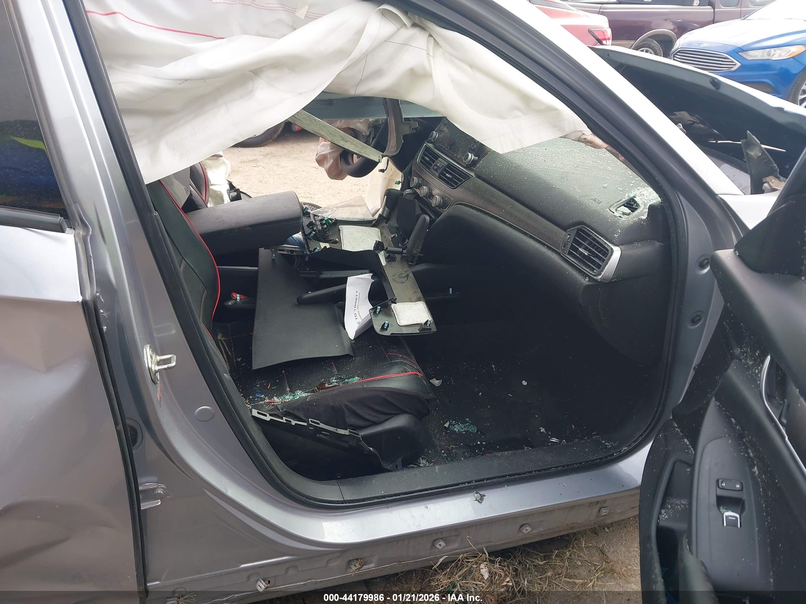 HONDA ACCORD image 5
