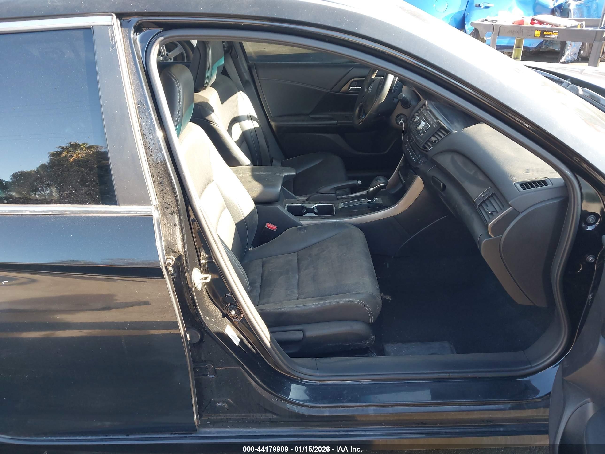 HONDA ACCORD image 5