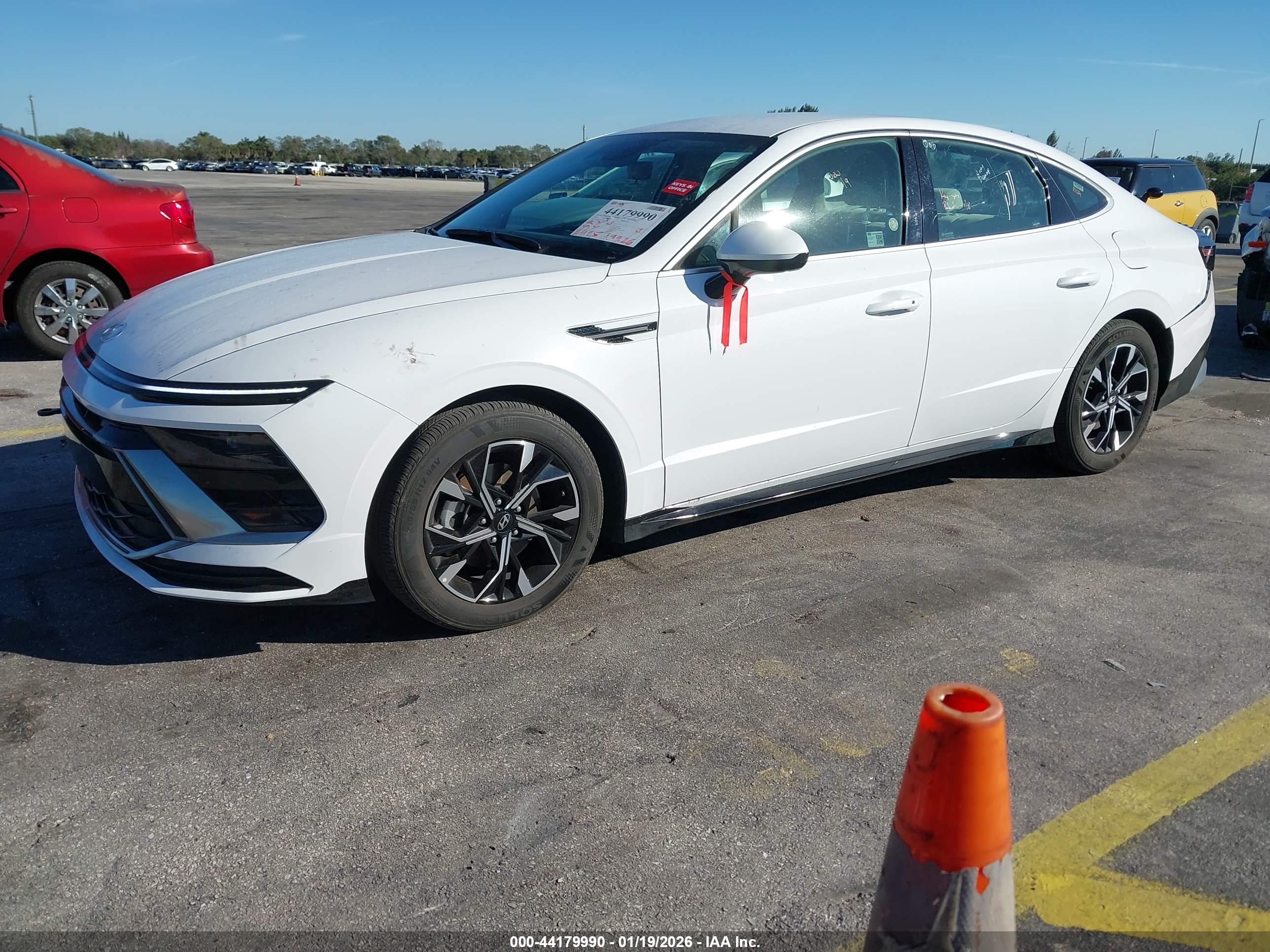 HYUNDAI SONATA image 2