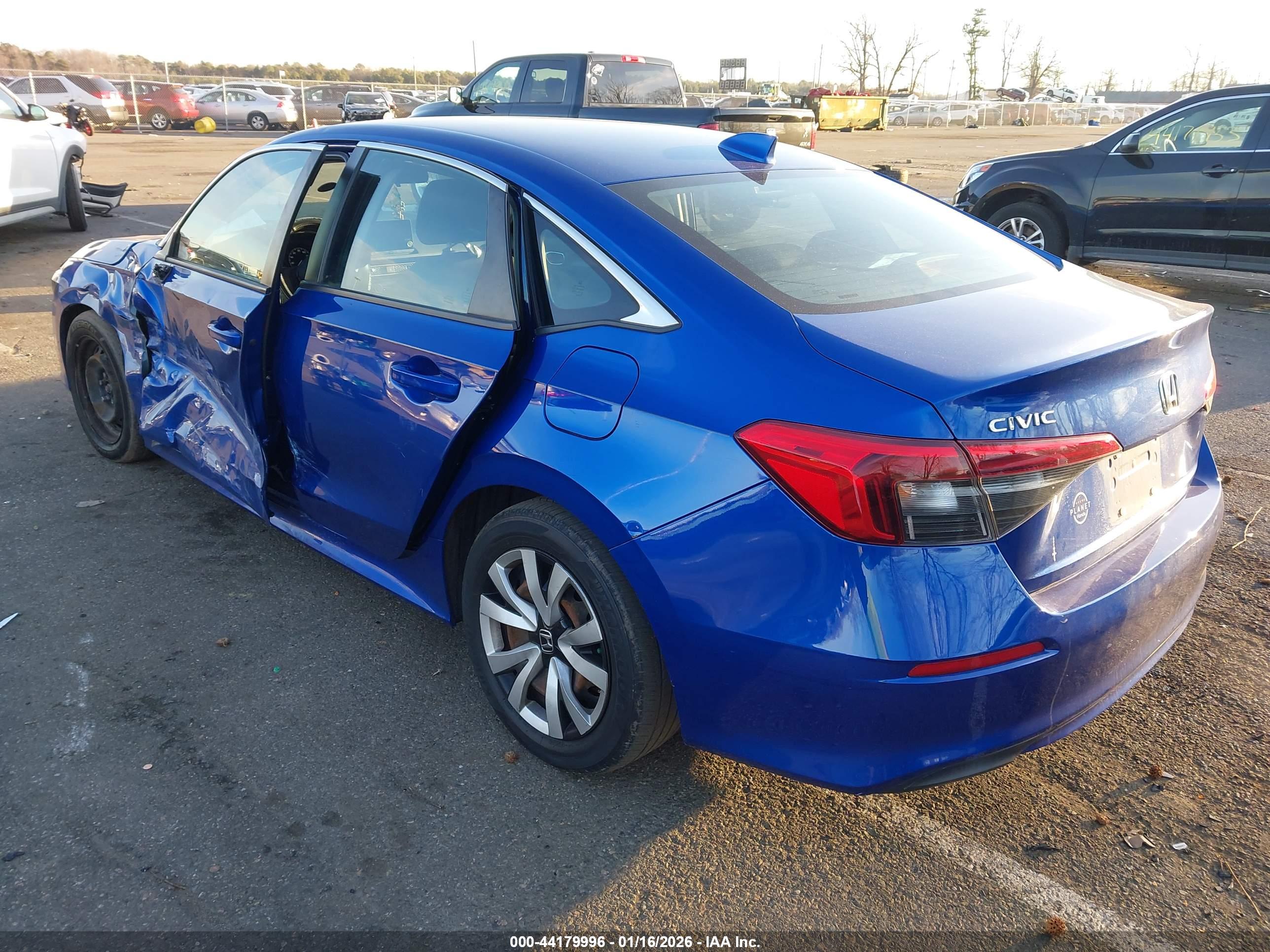 HONDA CIVIC image 3