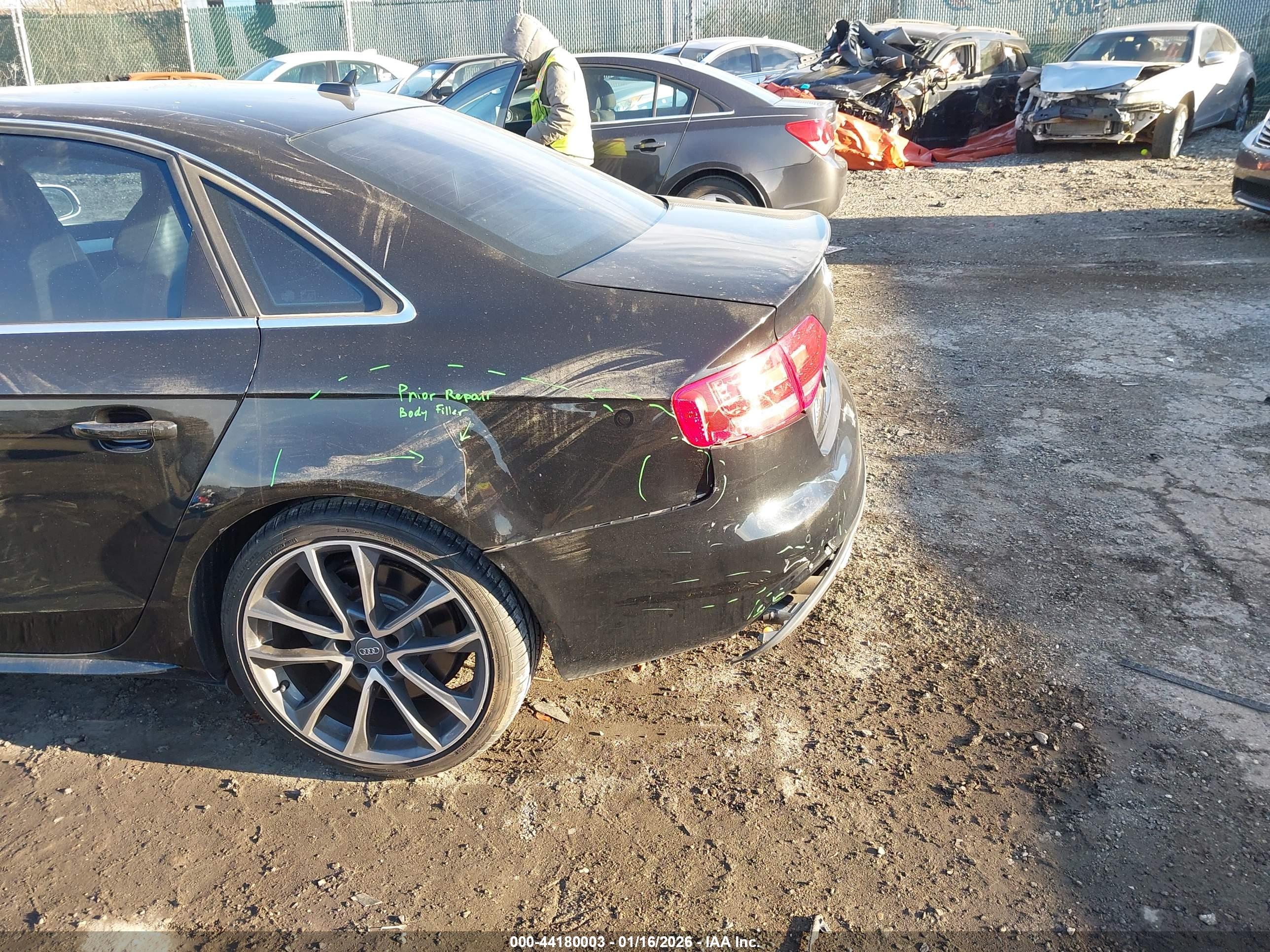 AUDI S4 image 6