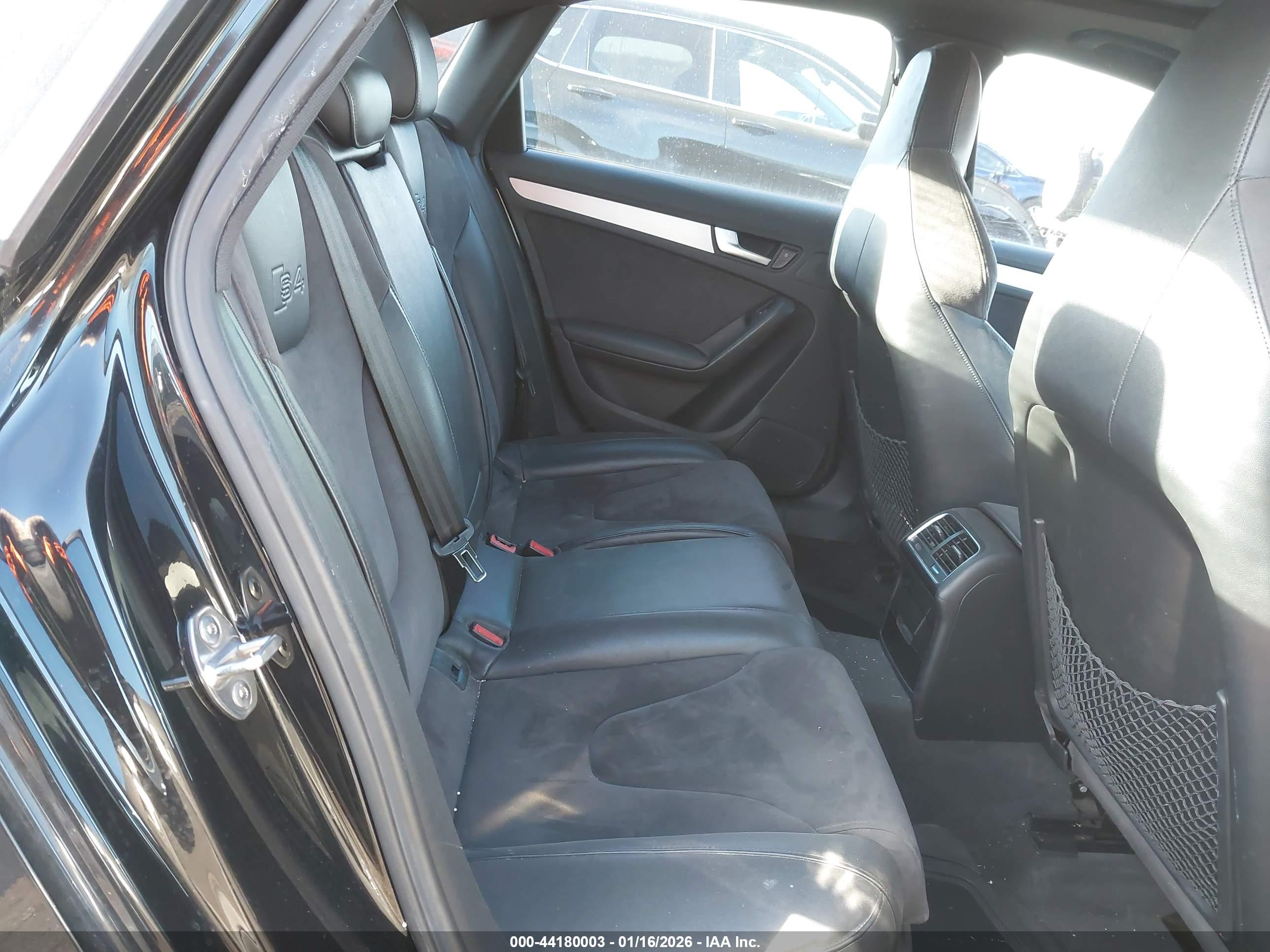 AUDI S4 image 8