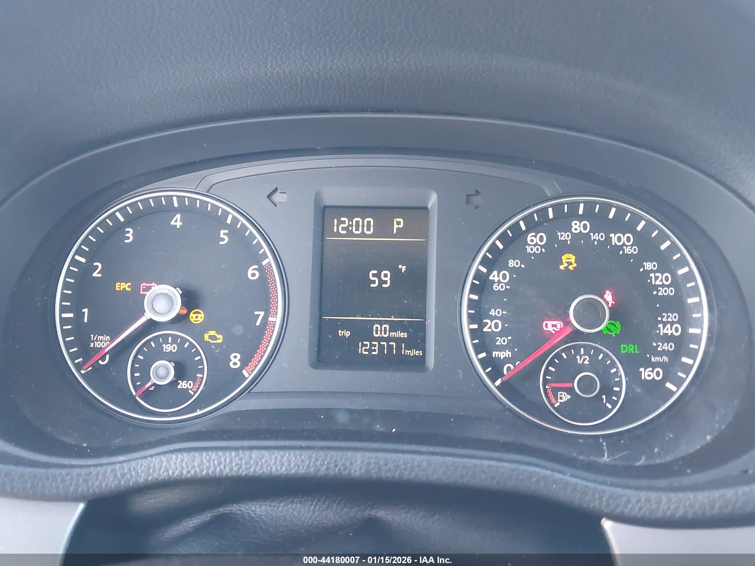 VOLKSWAGEN PASSAT image 7