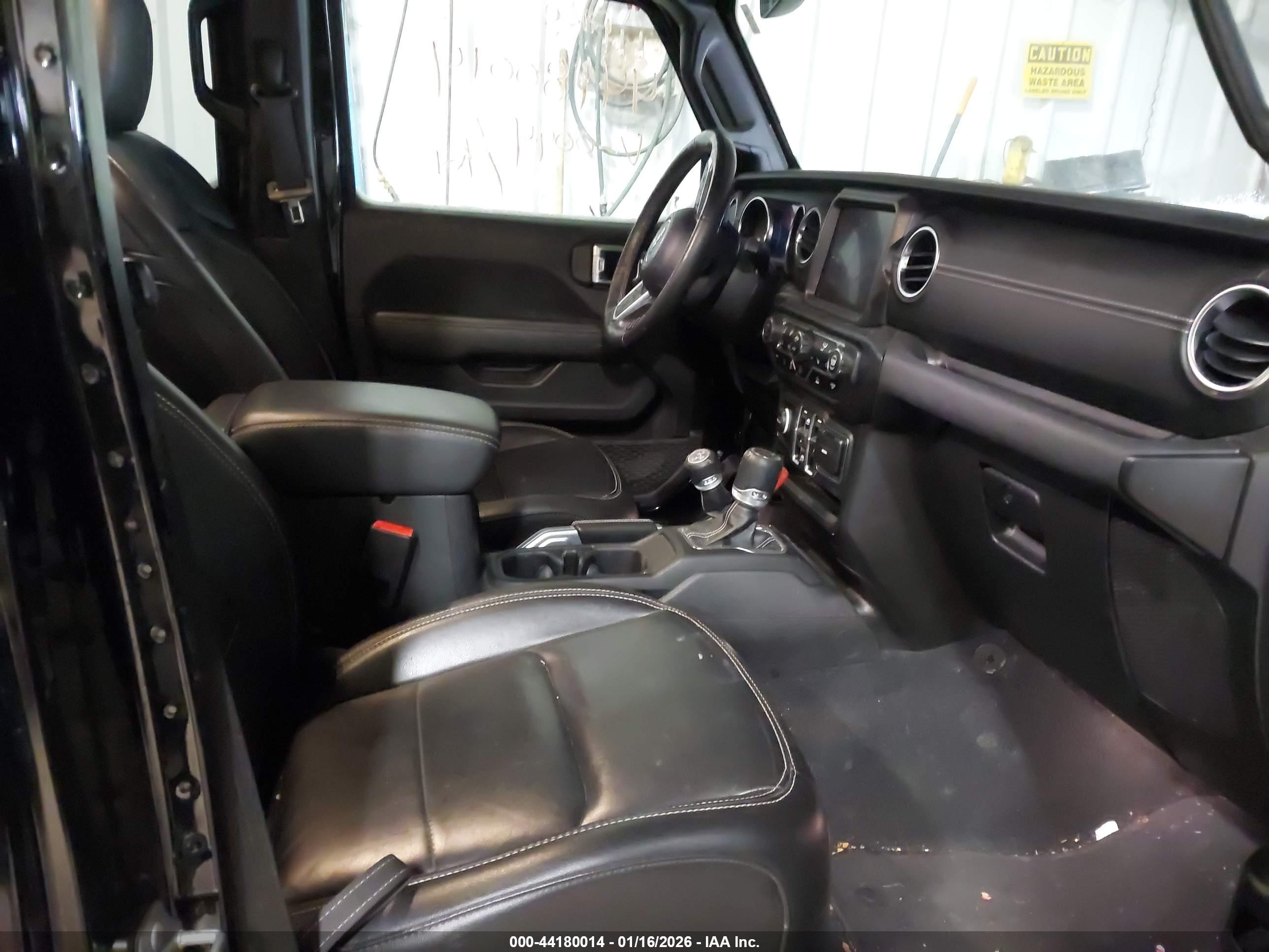 JEEP WRANGLER image 5