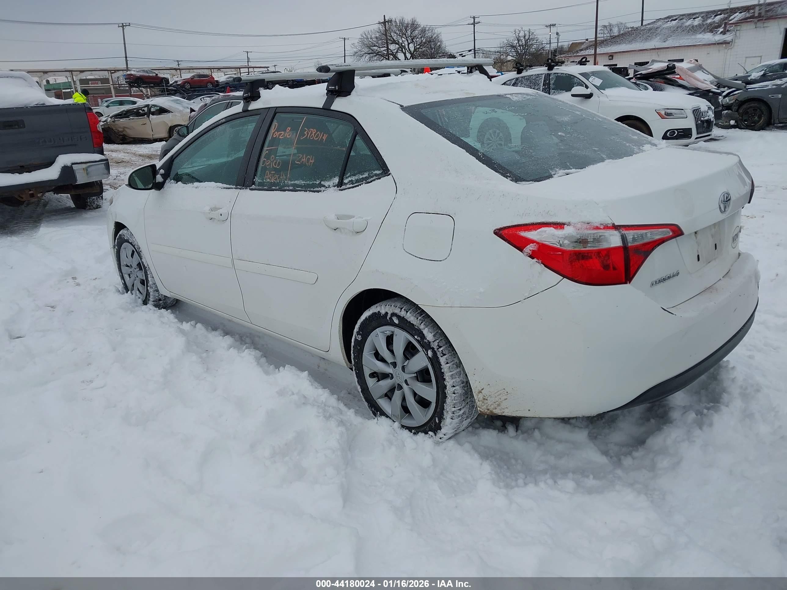 TOYOTA COROLLA image 3