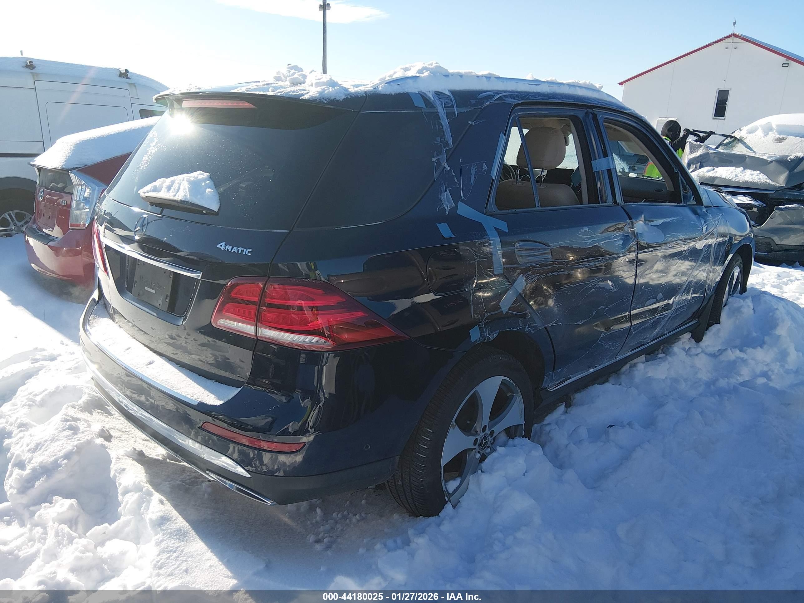 MERCEDES-BENZ GLE image 4