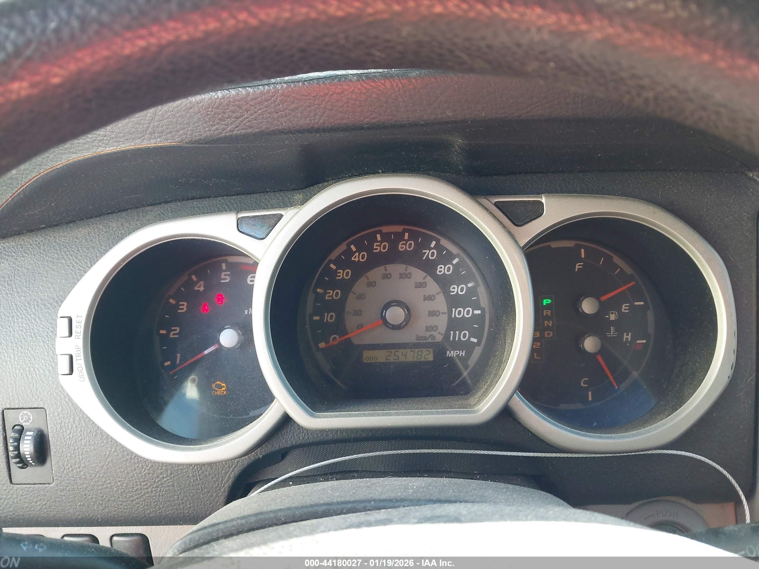 TOYOTA 4RUNNER image 7