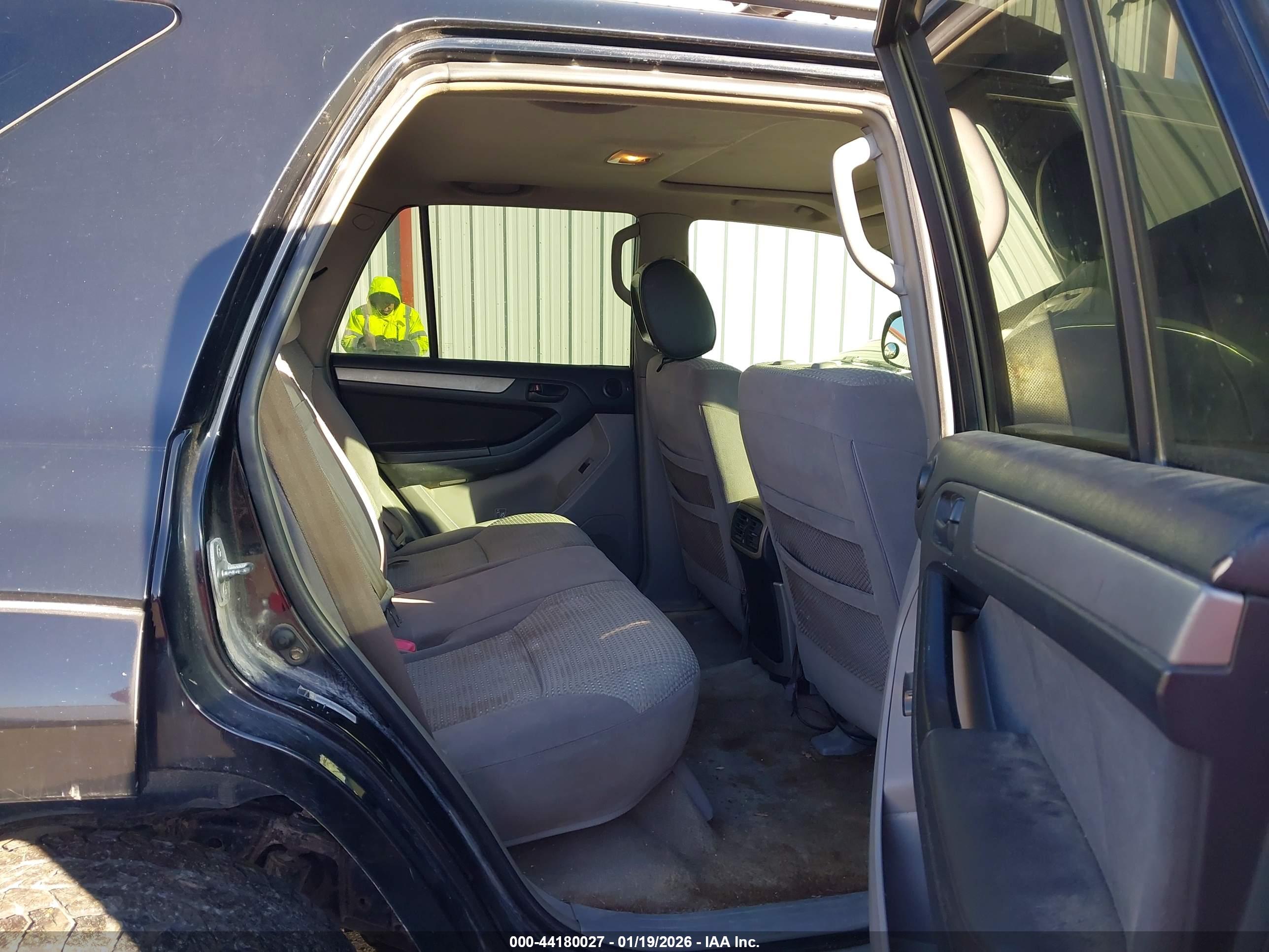TOYOTA 4RUNNER image 8