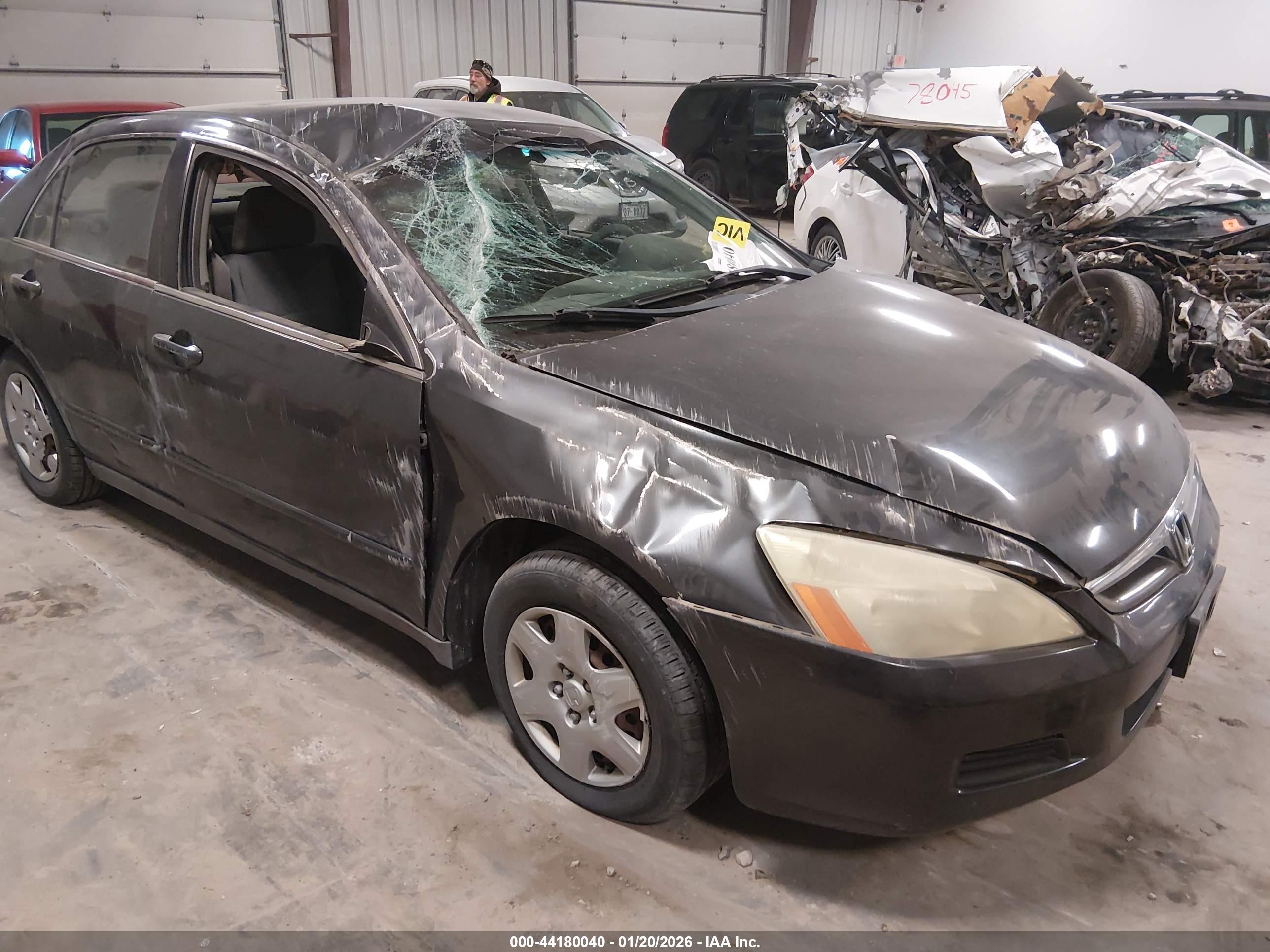 HONDA ACCORD image 6