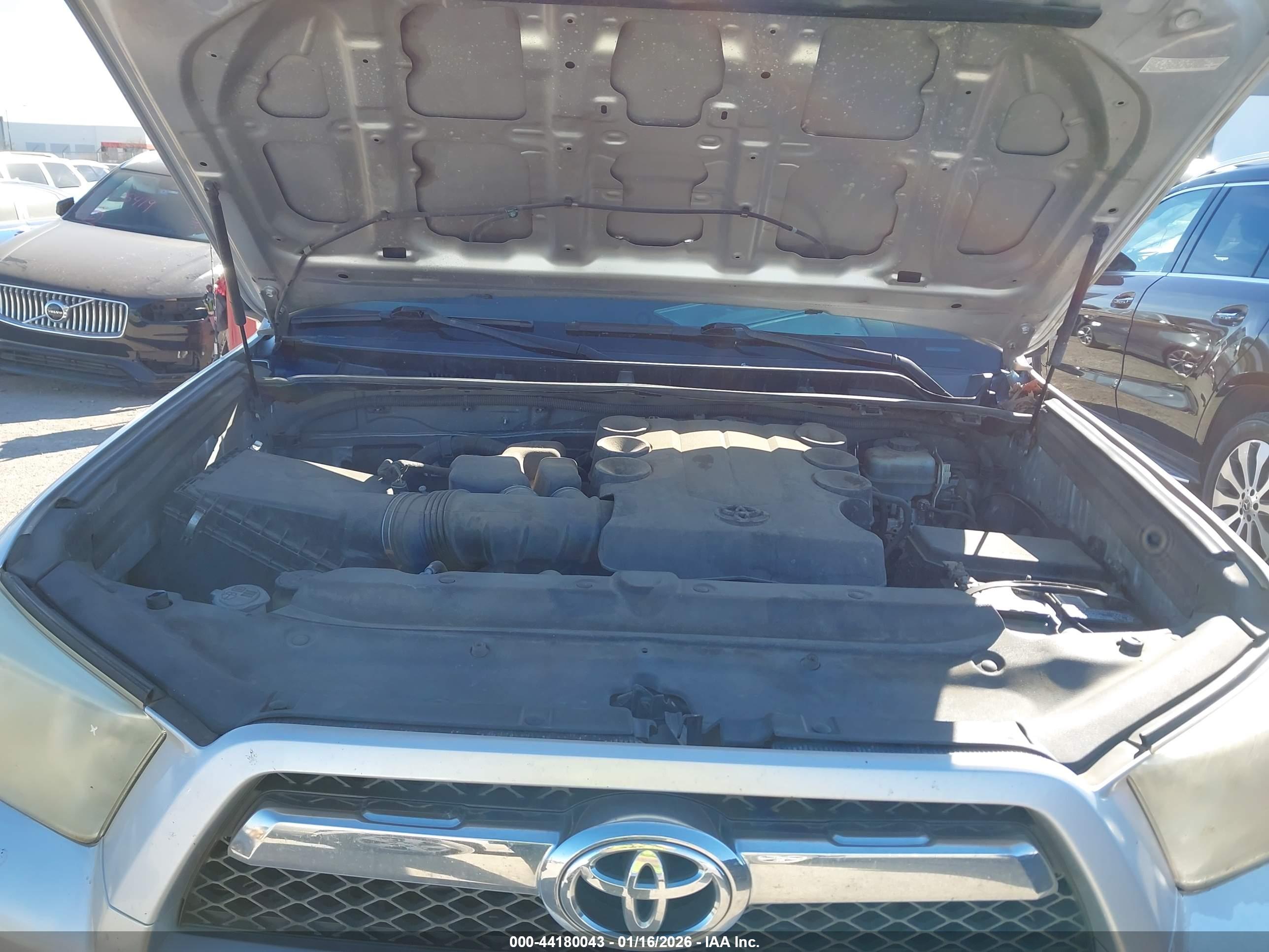 TOYOTA 4RUNNER image 10