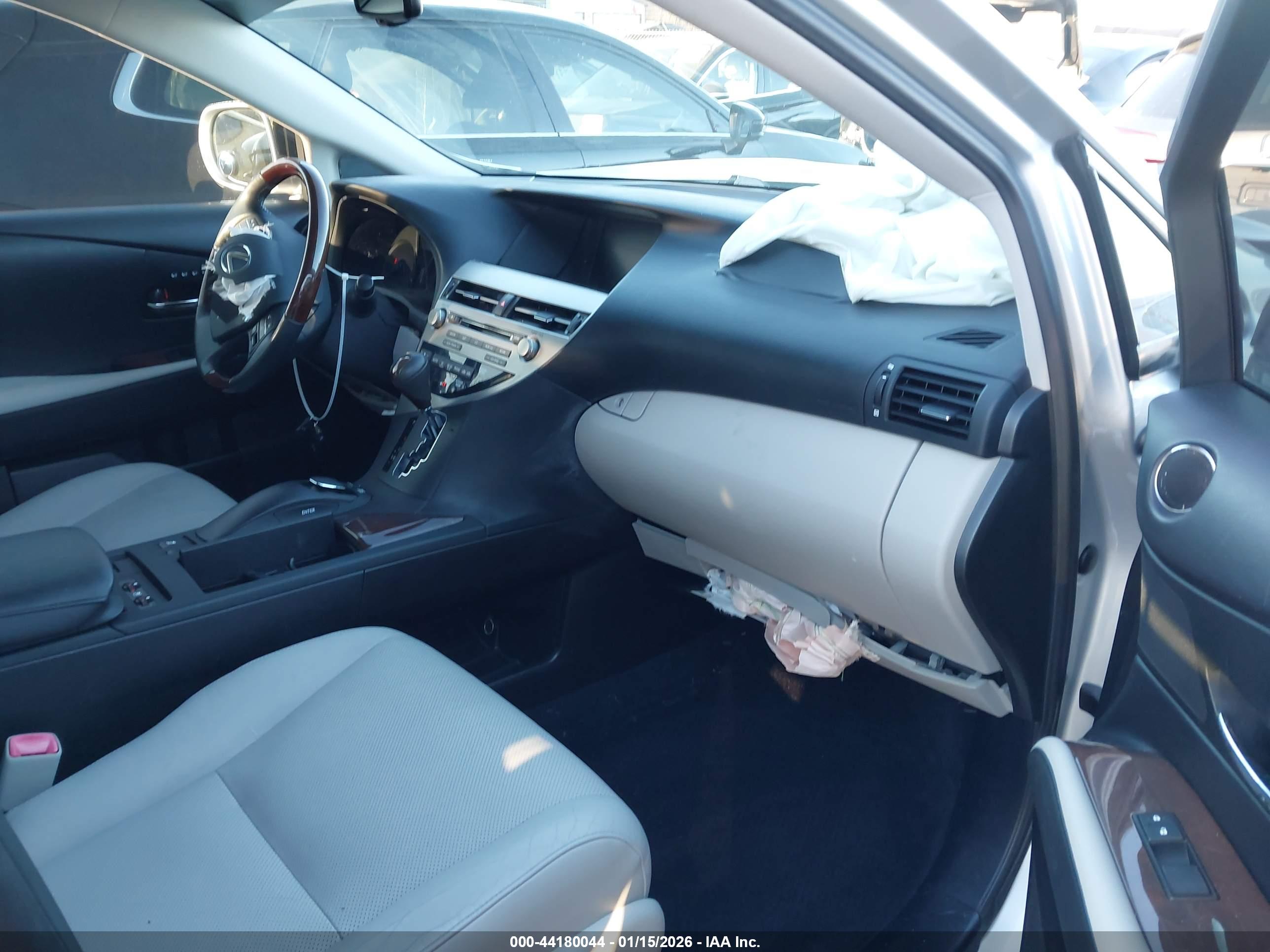 LEXUS RX image 5