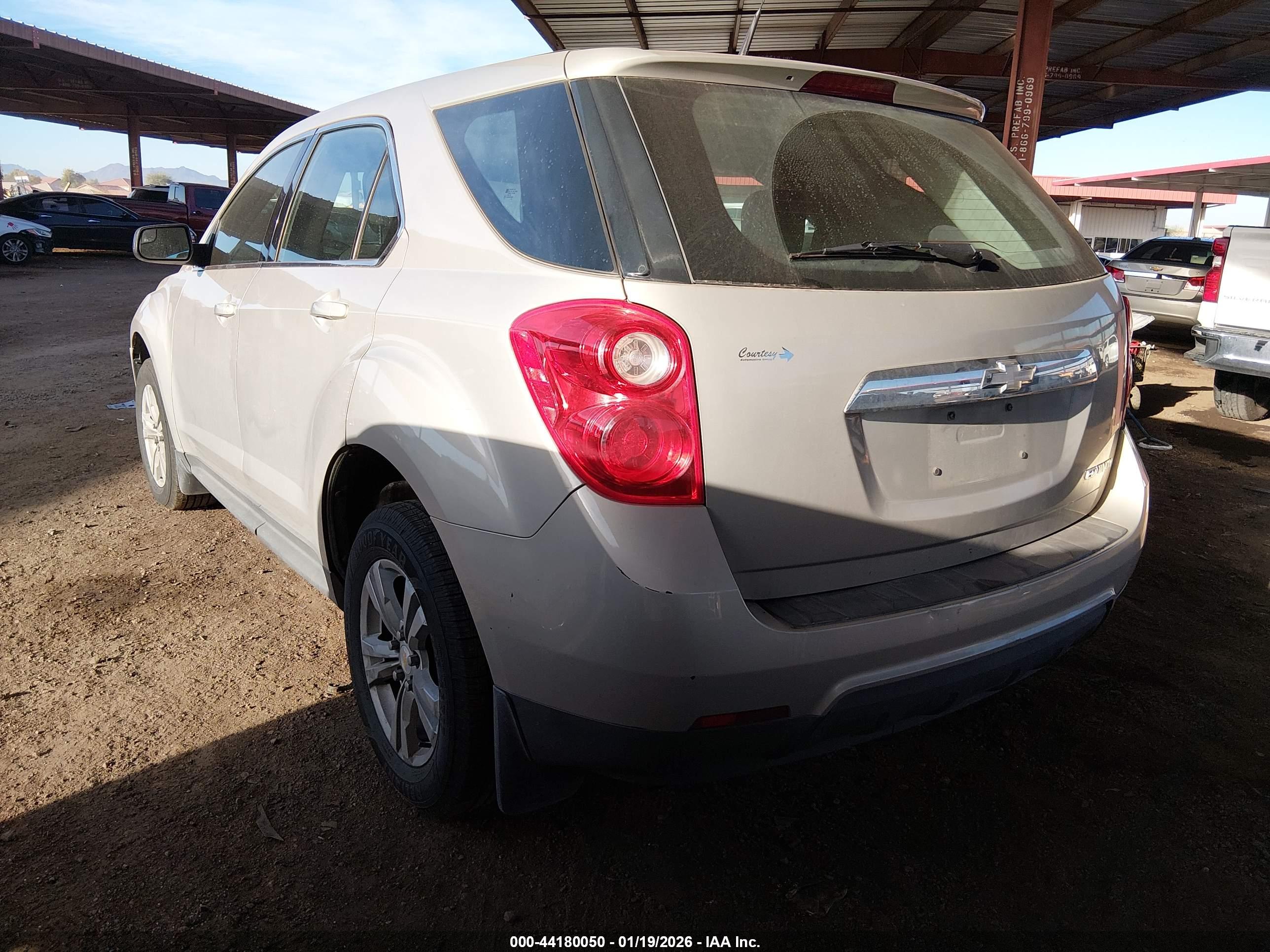 CHEVROLET EQUINOX image 3