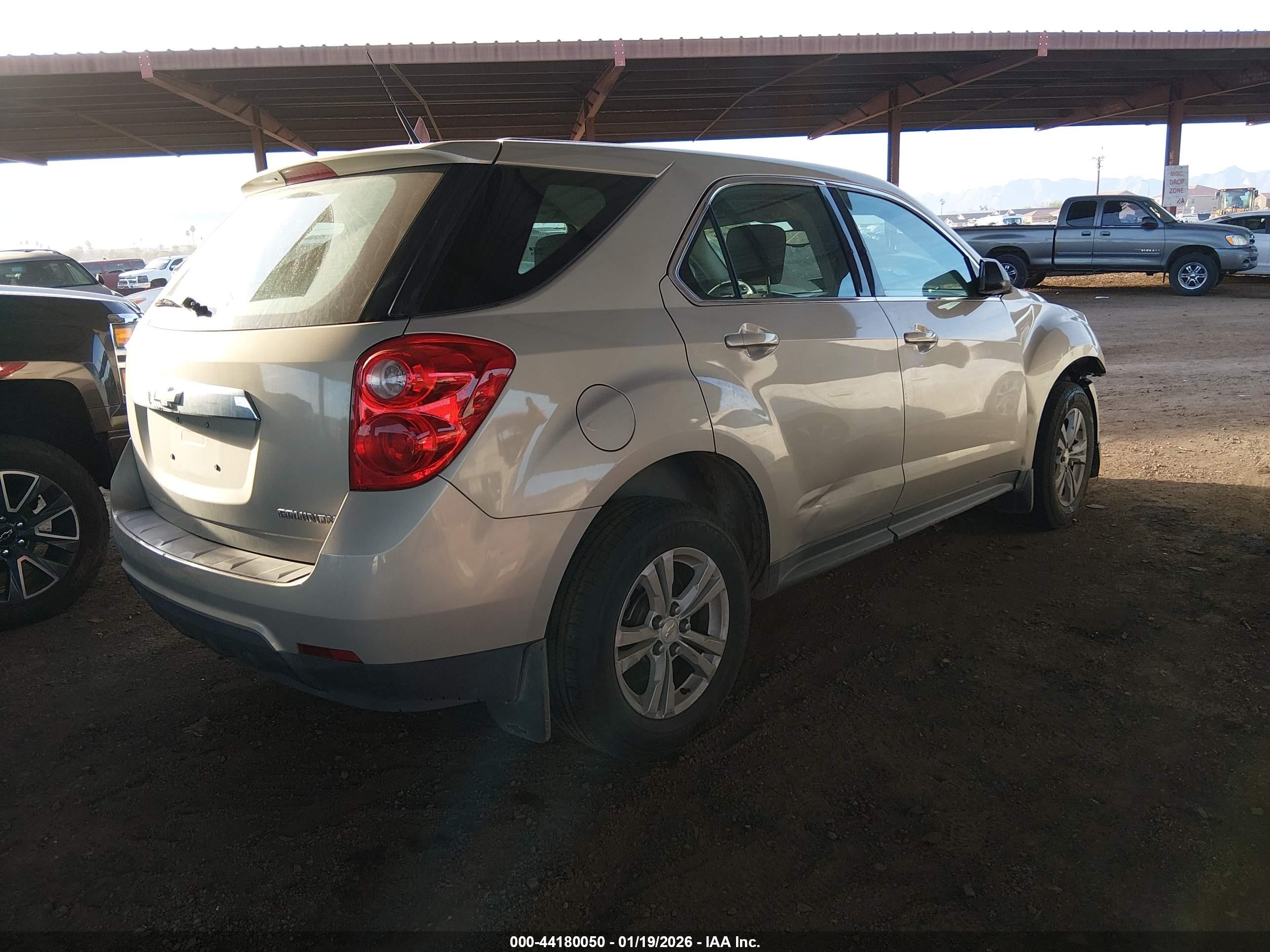 CHEVROLET EQUINOX image 4