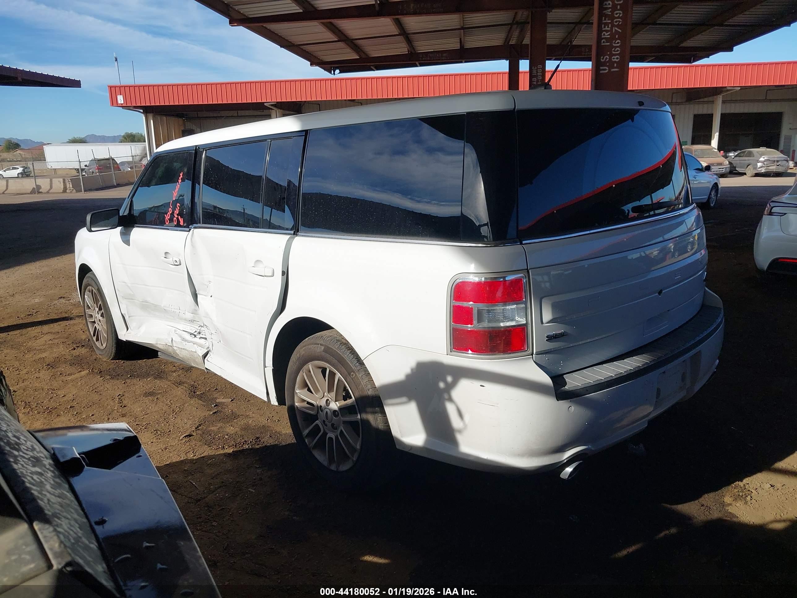 FORD FLEX image 3