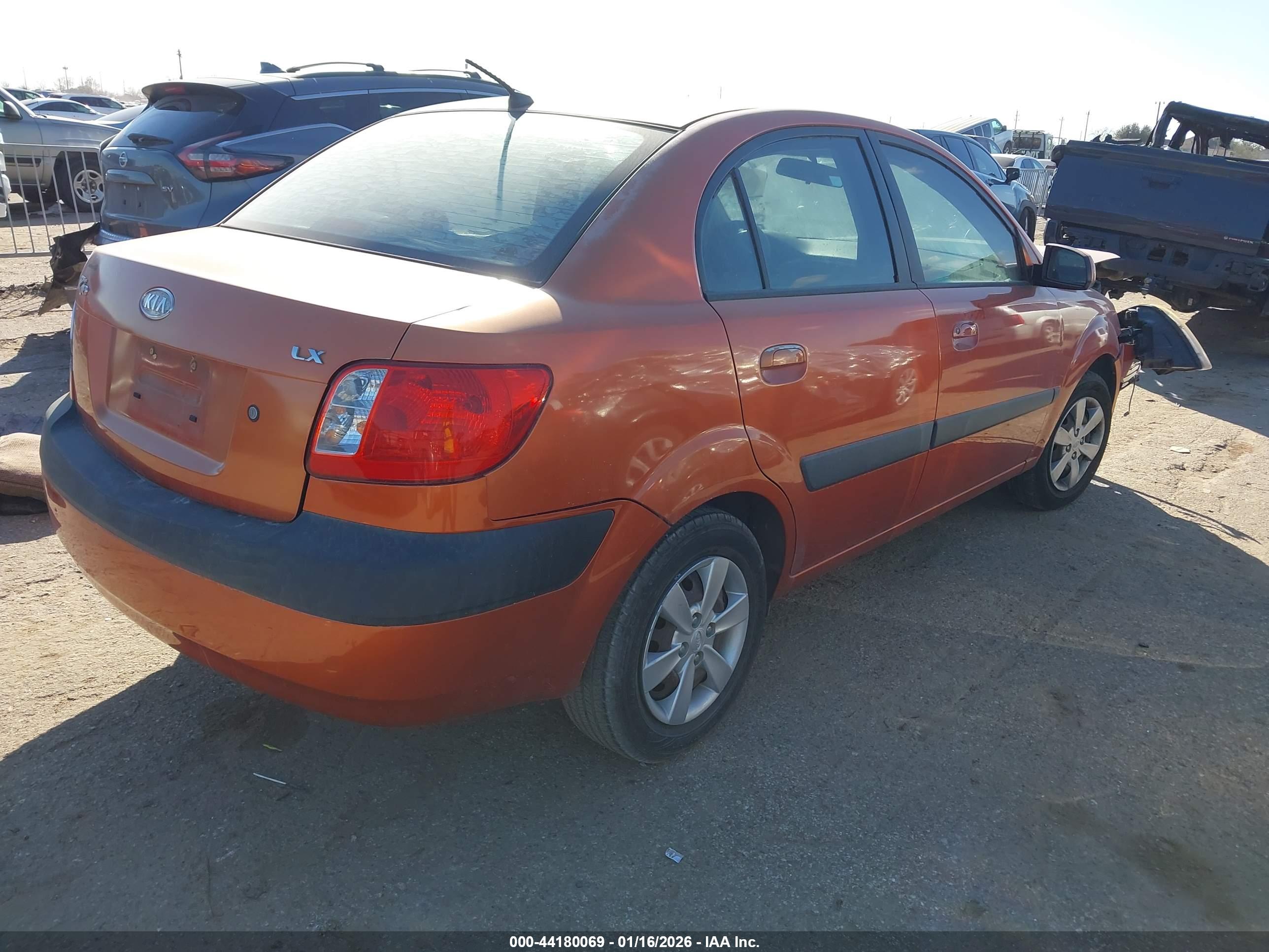 KIA RIO image 4
