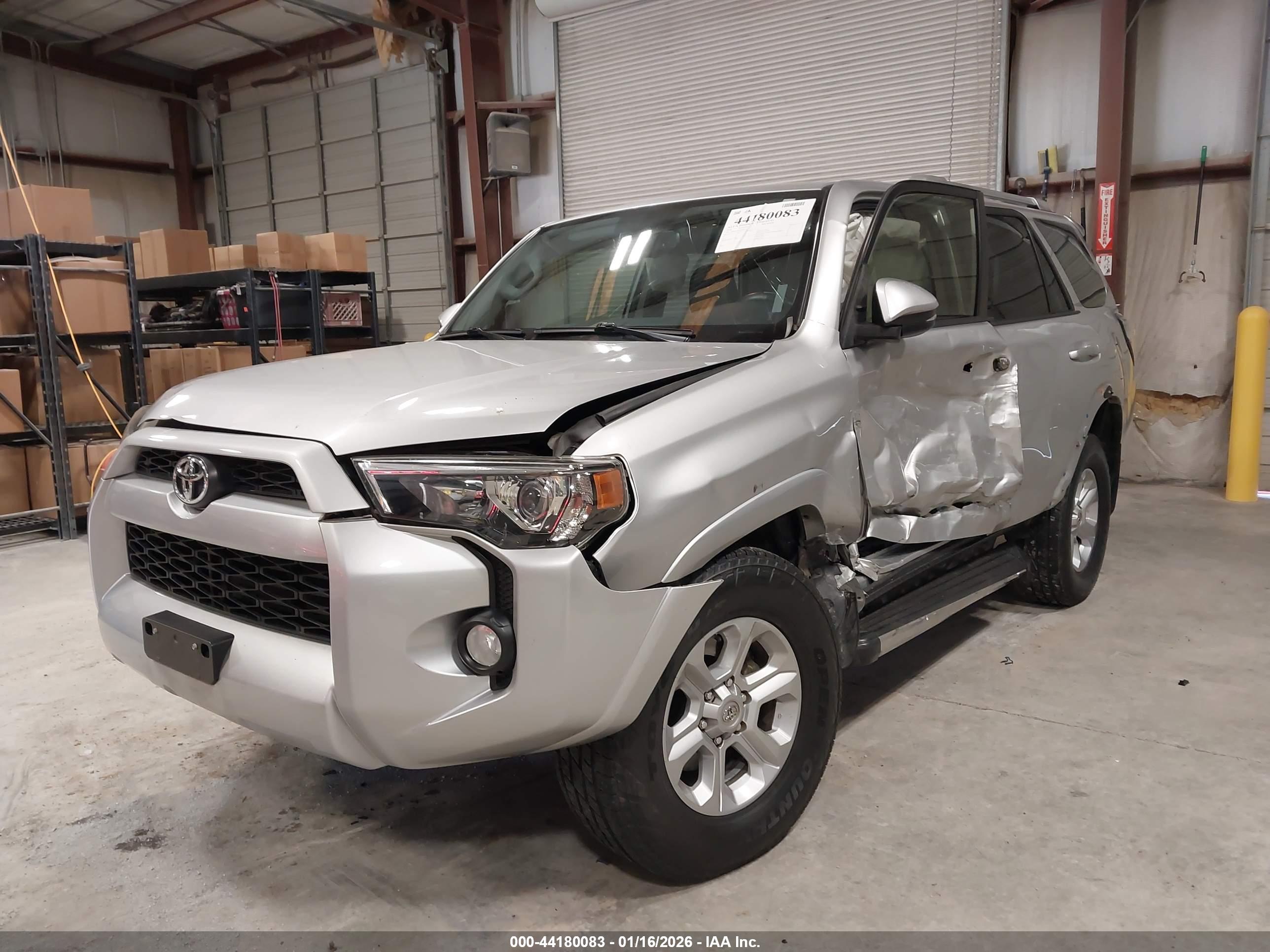TOYOTA 4RUNNER image 6