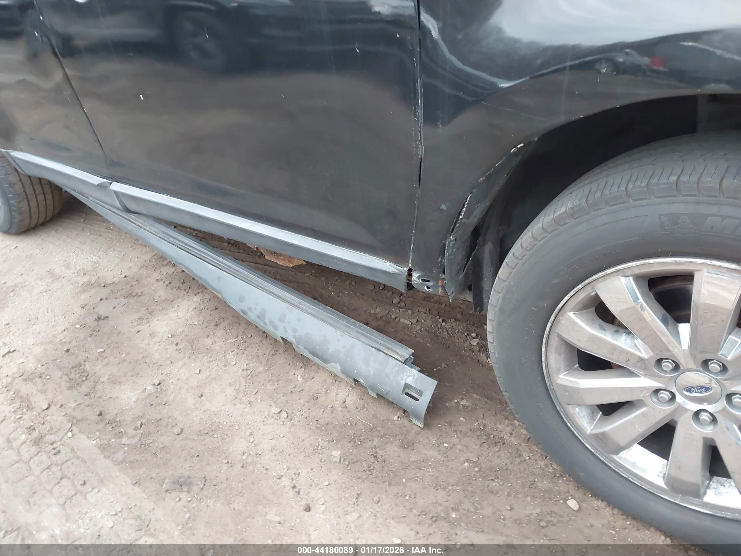 FORD EDGE image 6