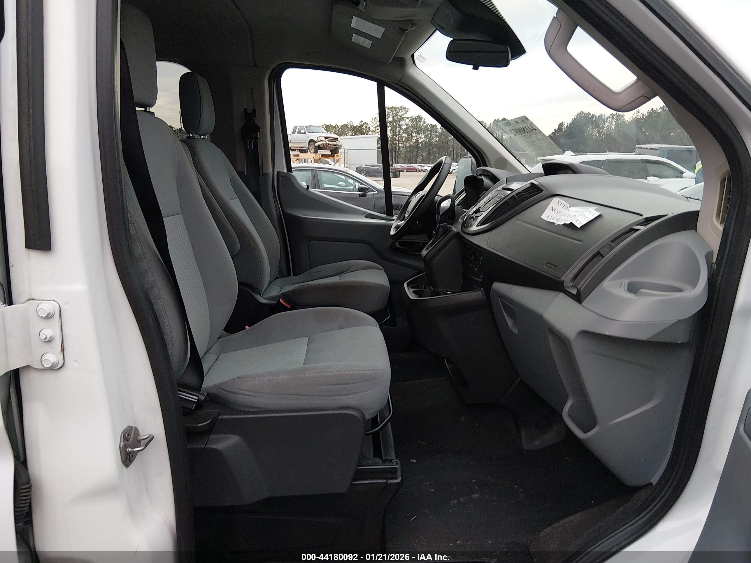 FORD TRANSIT-350 image 5