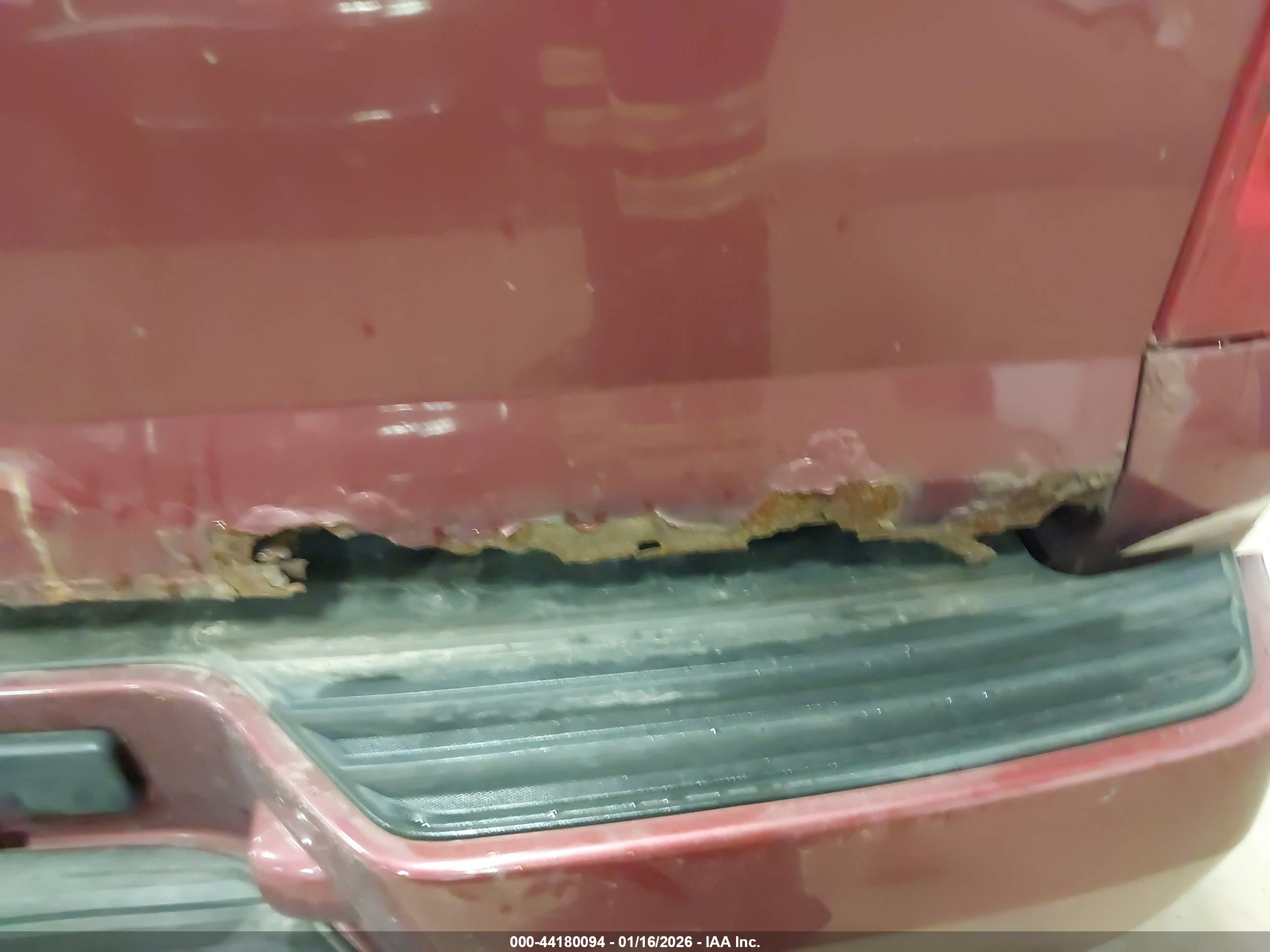 CHEVROLET AVALANCHE image 6