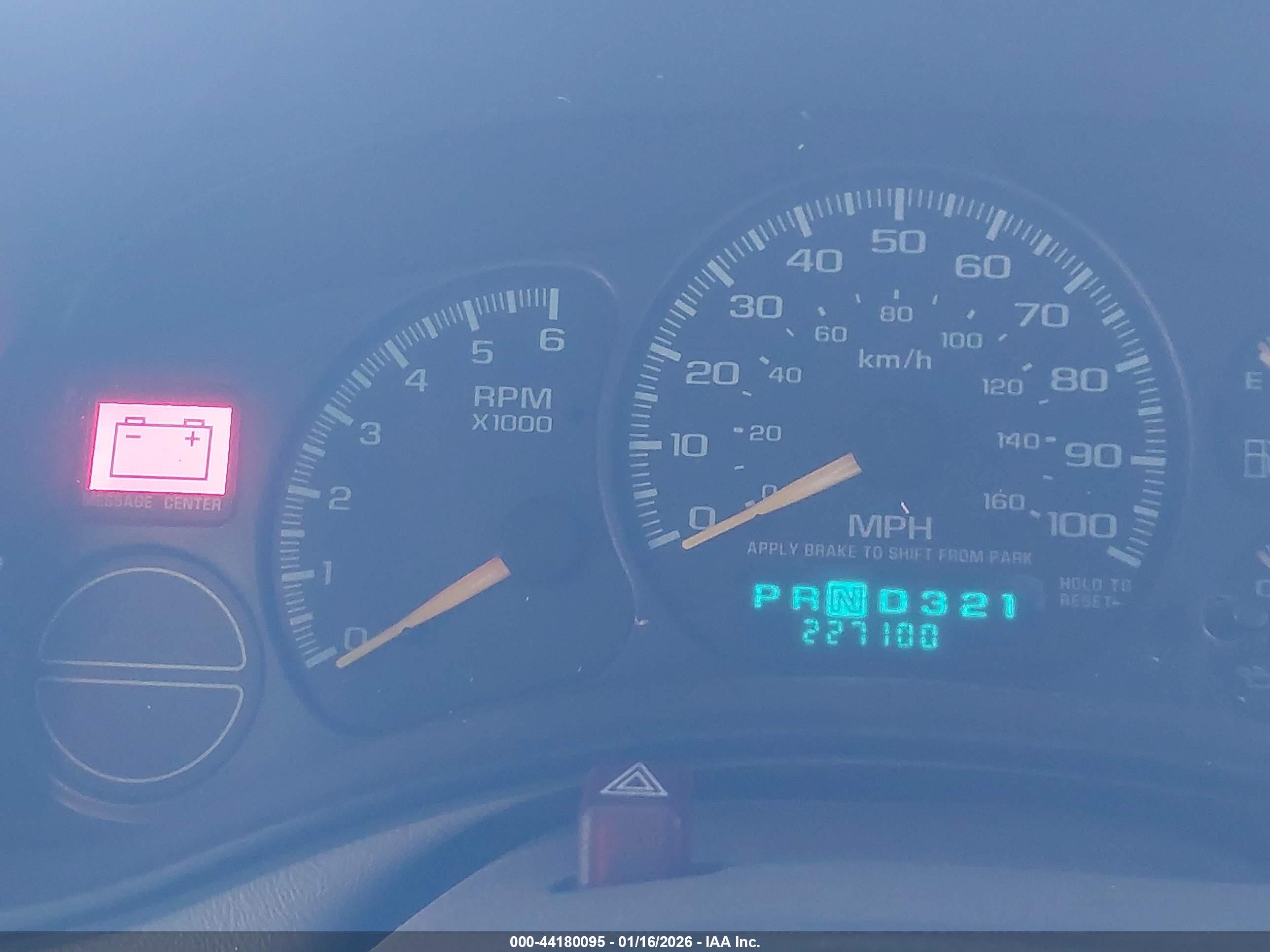 CHEVROLET SILVERADO image 7