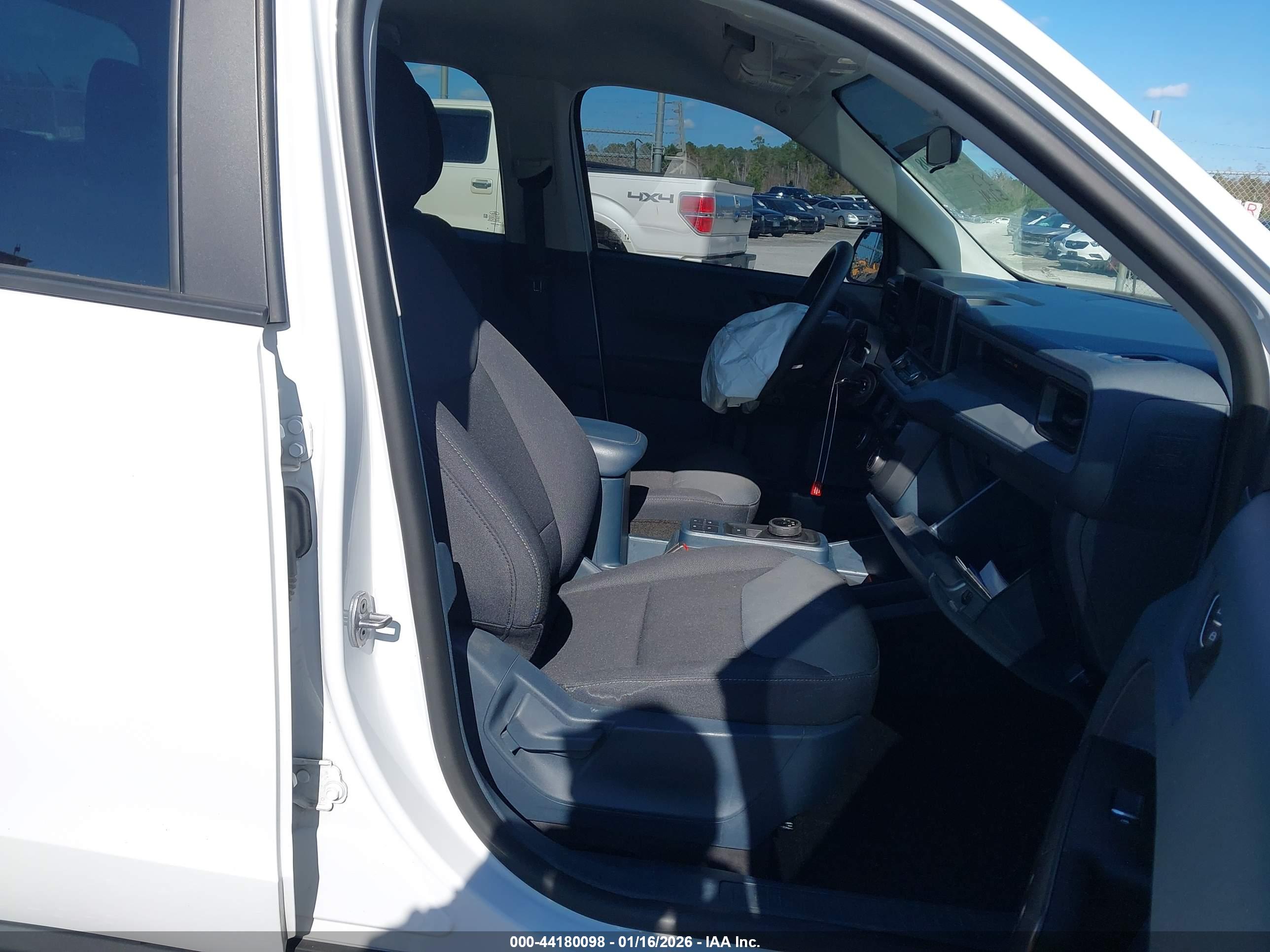 FORD MAVERICK image 5