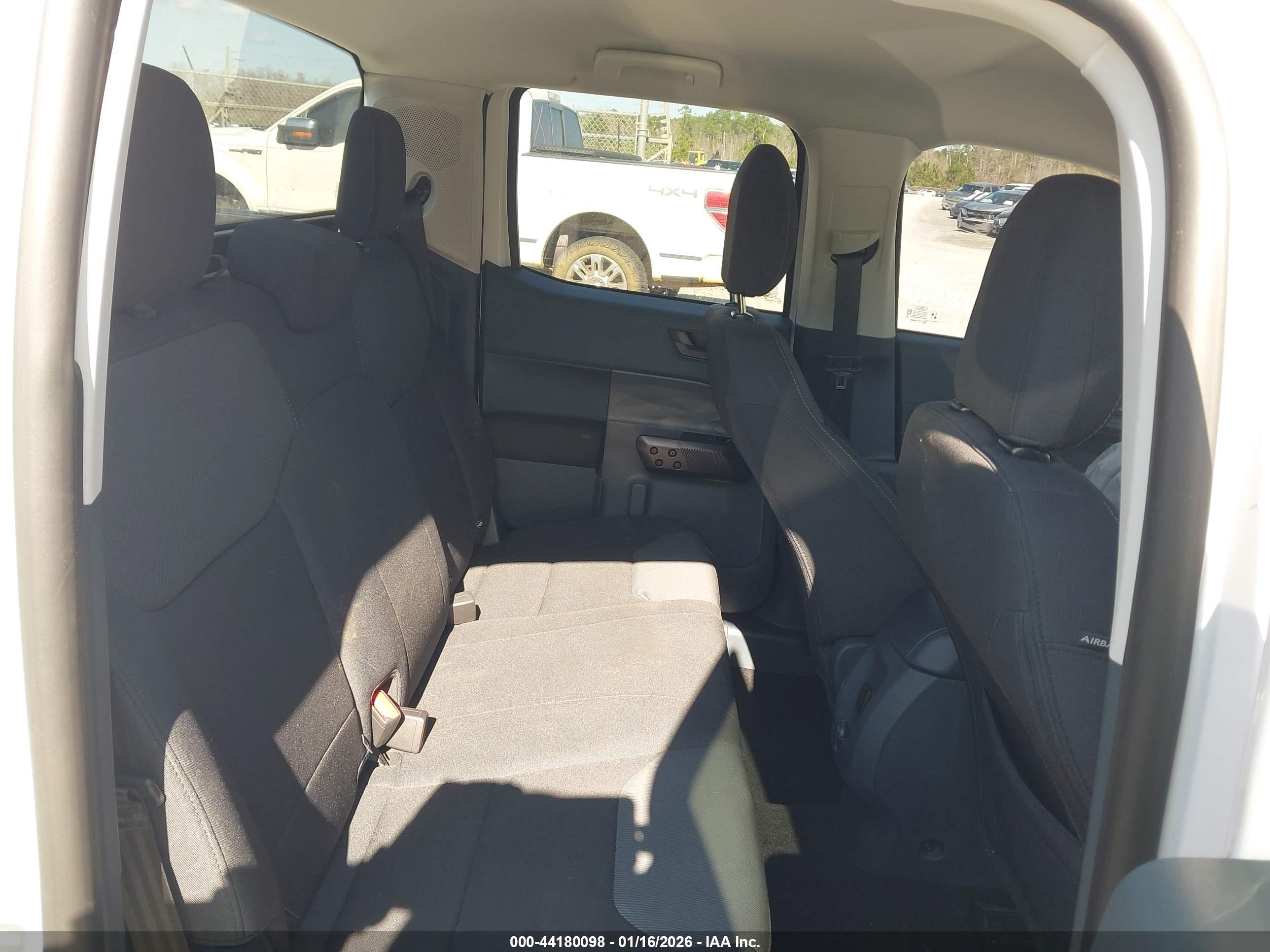 FORD MAVERICK image 8