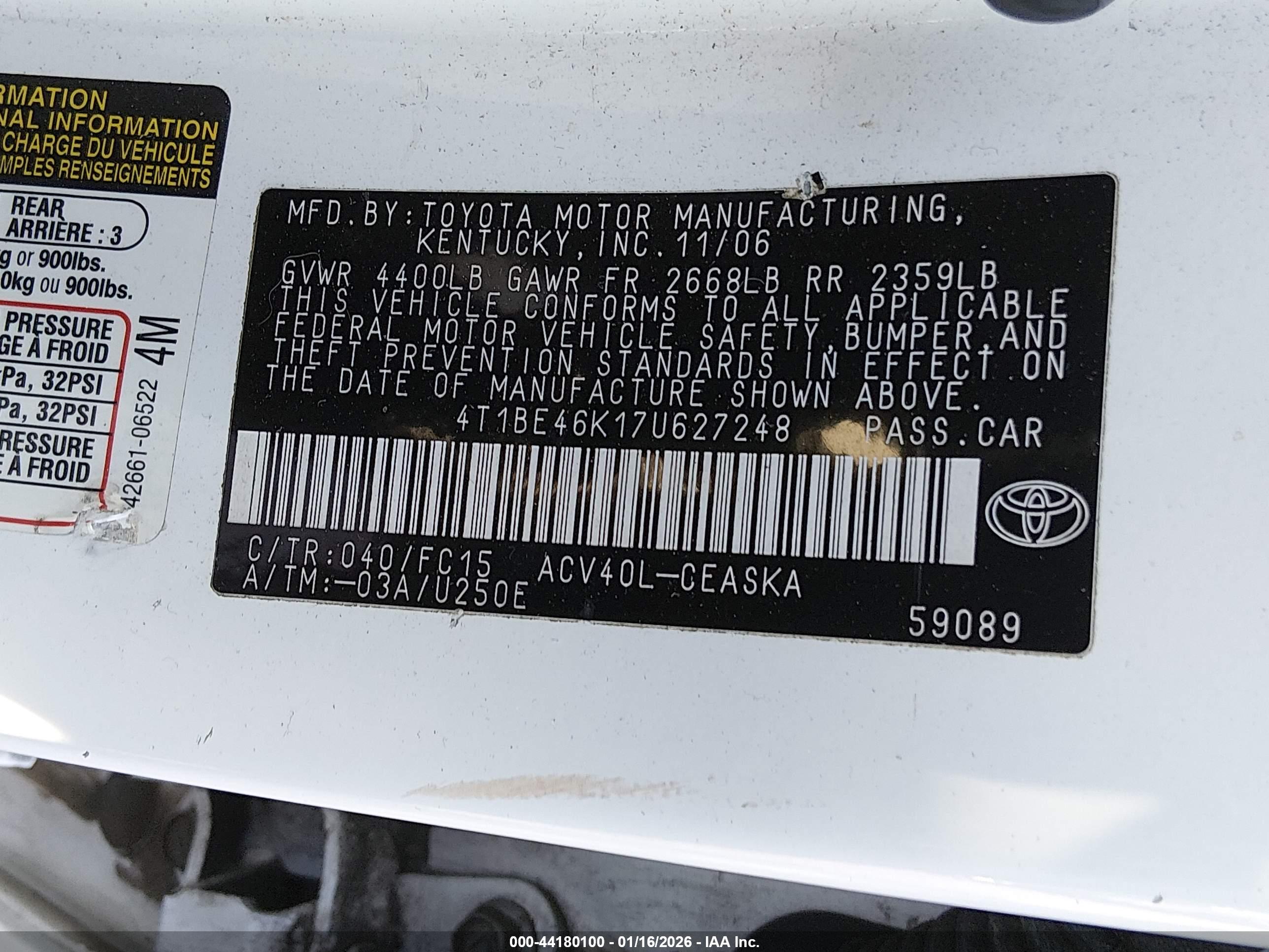 TOYOTA CAMRY image 9