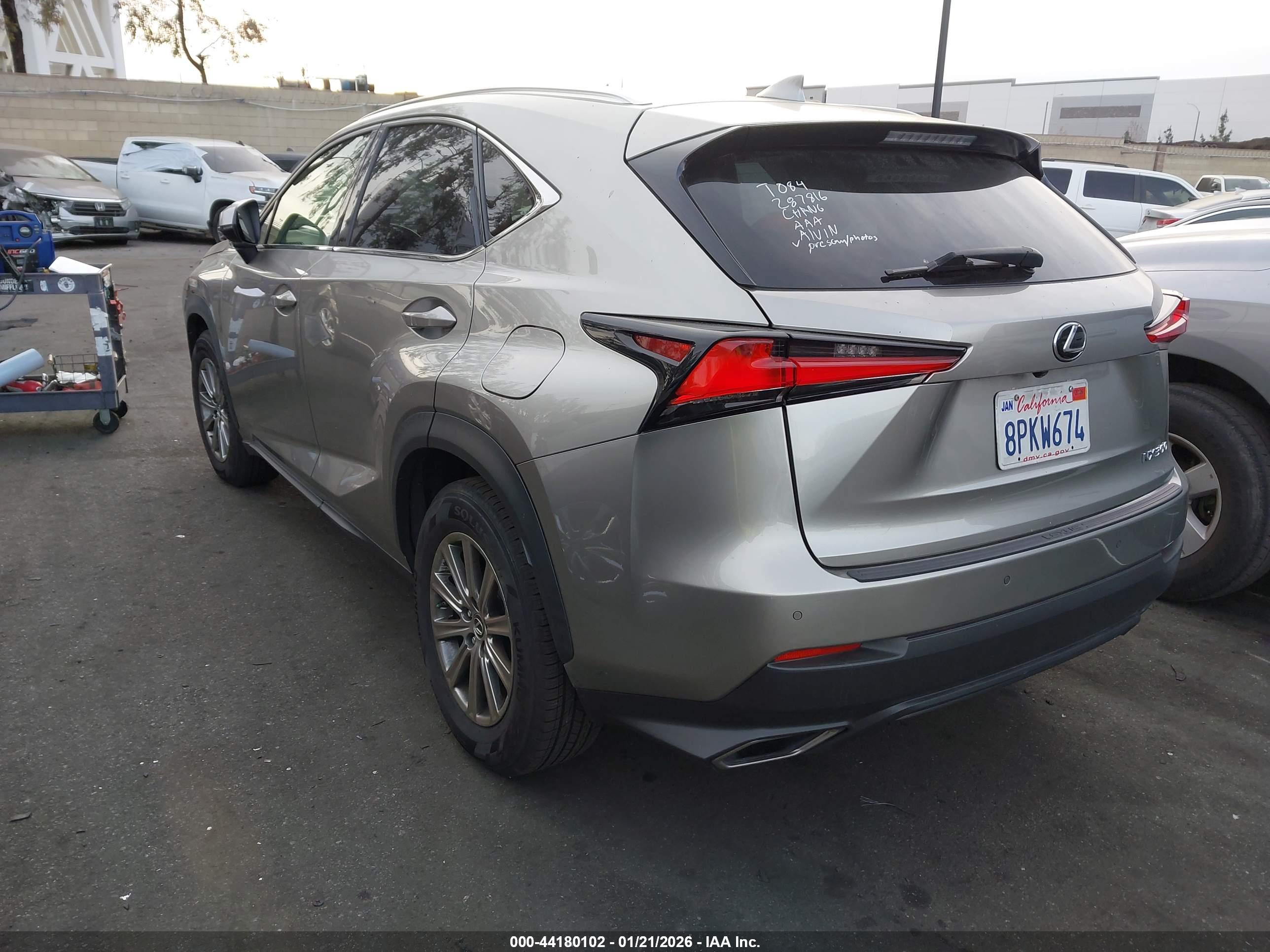 LEXUS NX image 3
