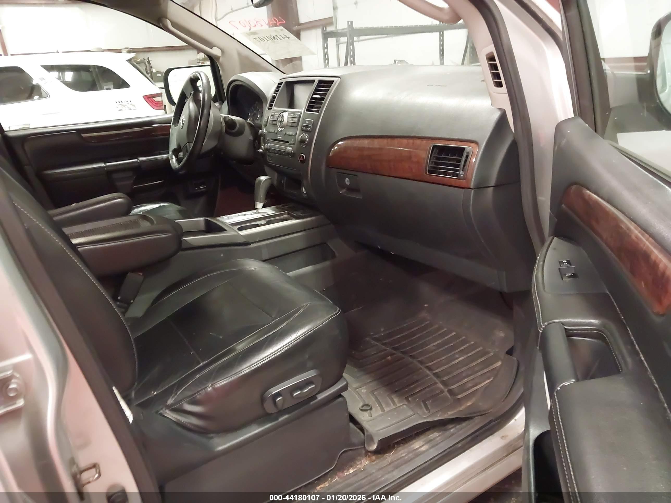 NISSAN ARMADA image 5