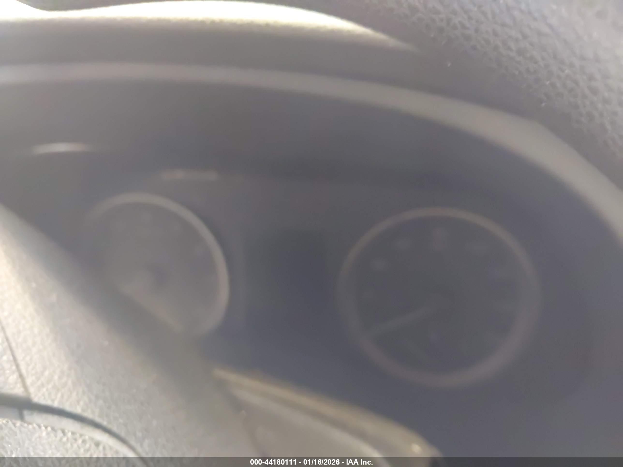 HYUNDAI TUCSON image 7