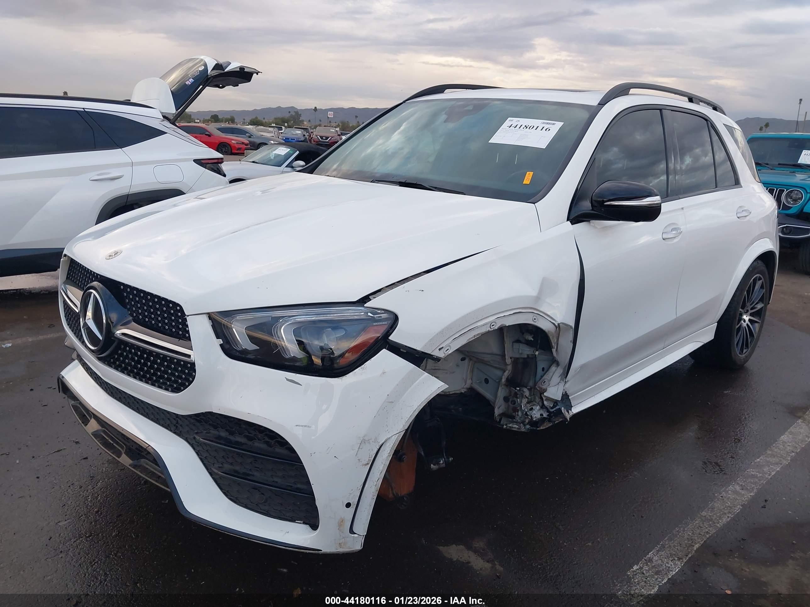 MERCEDES-BENZ GLE image 6