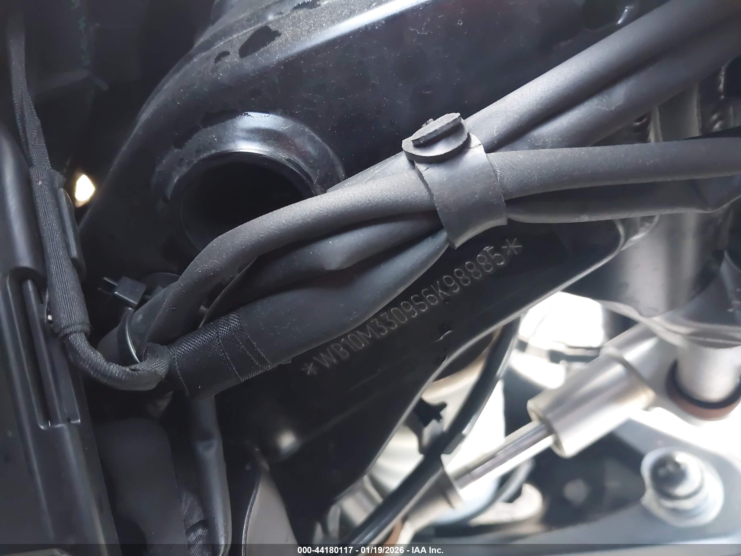 BMW R image 10