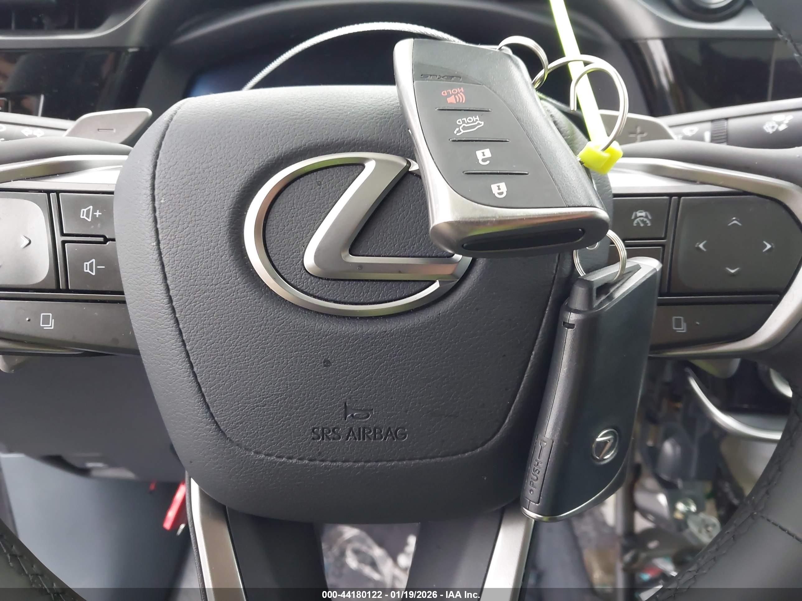 LEXUS RZ image 11