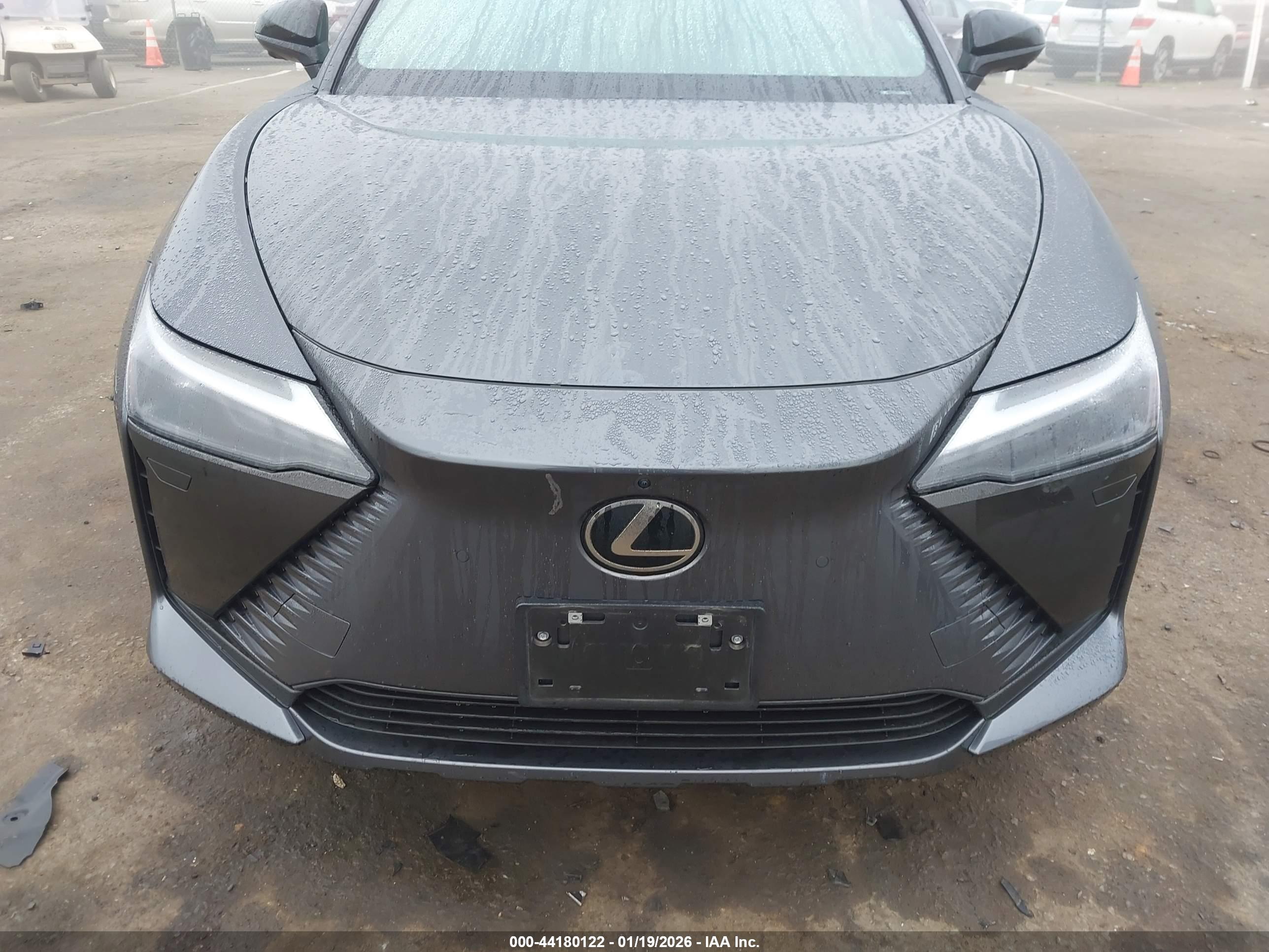 LEXUS RZ image 6