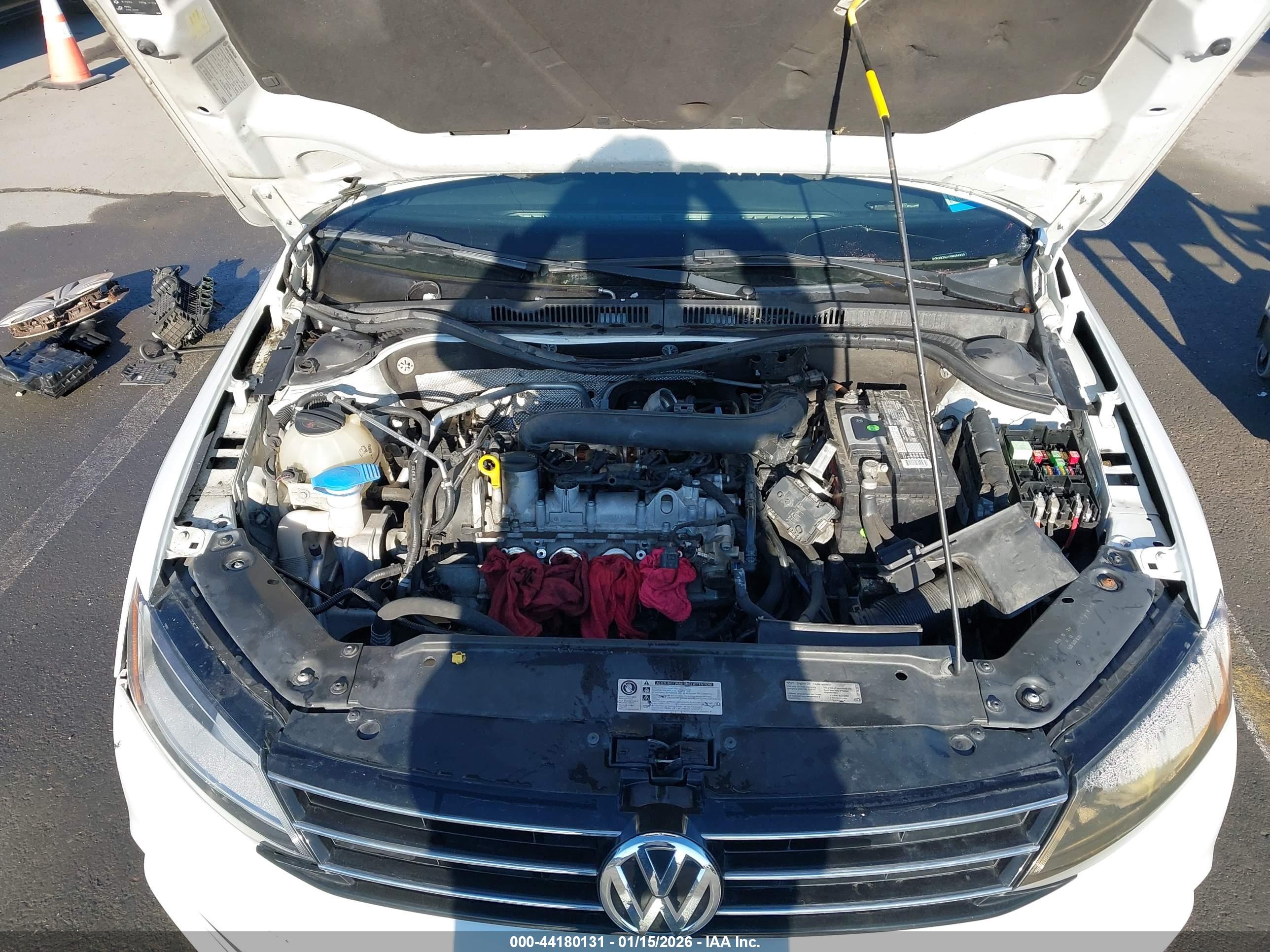 VOLKSWAGEN JETTA image 10