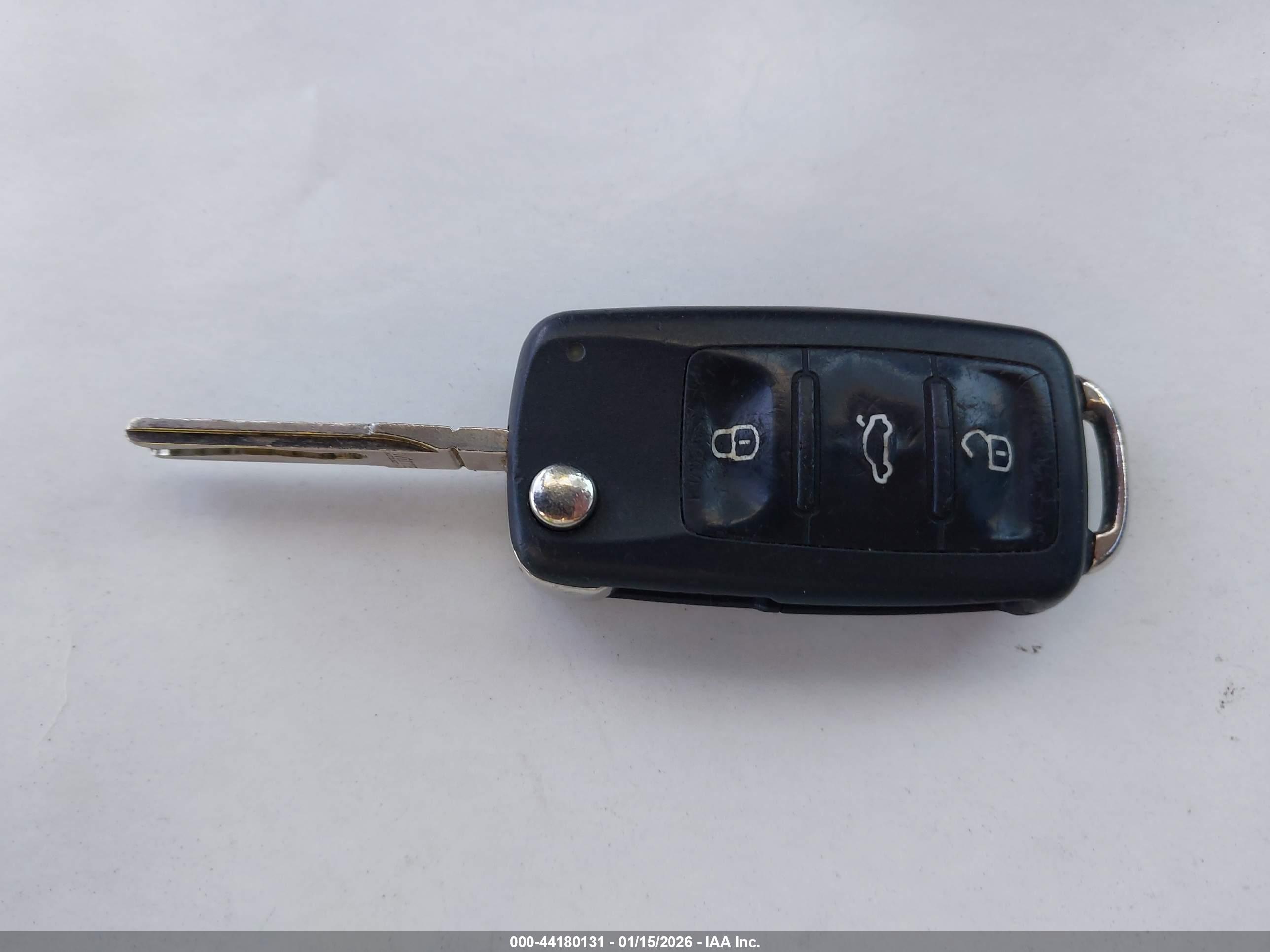 VOLKSWAGEN JETTA image 11