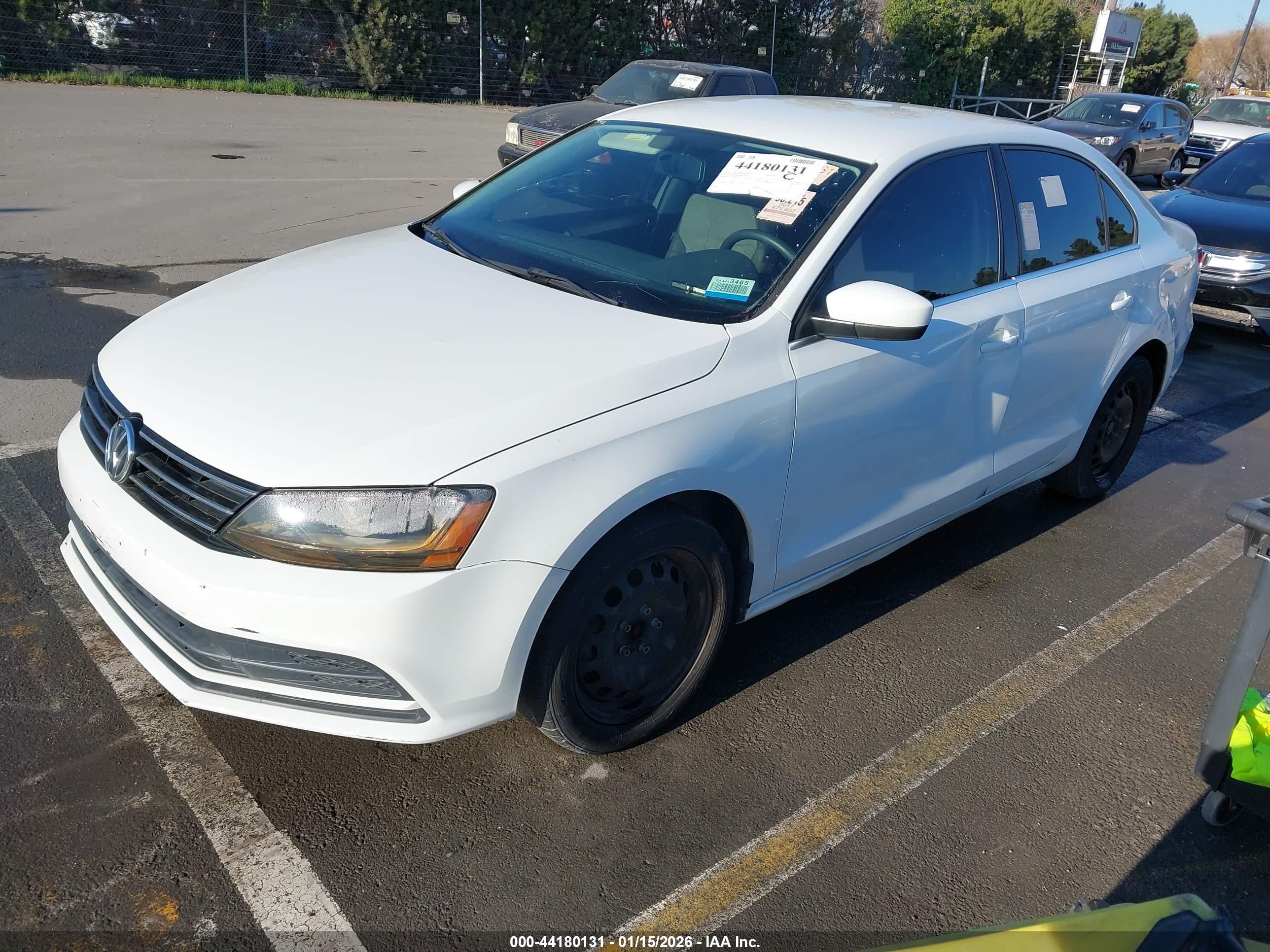 VOLKSWAGEN JETTA image 2