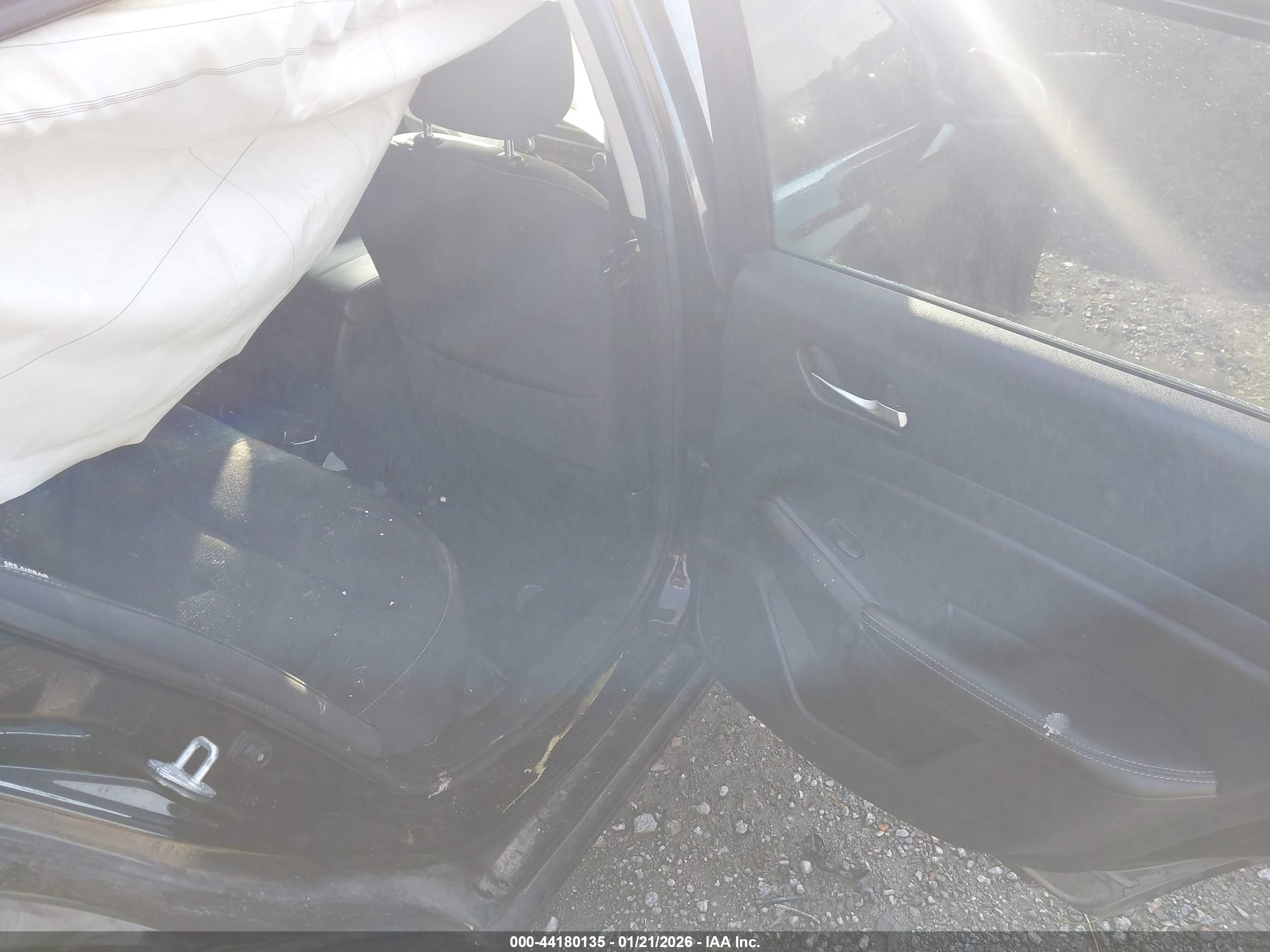 NISSAN ALTIMA image 8