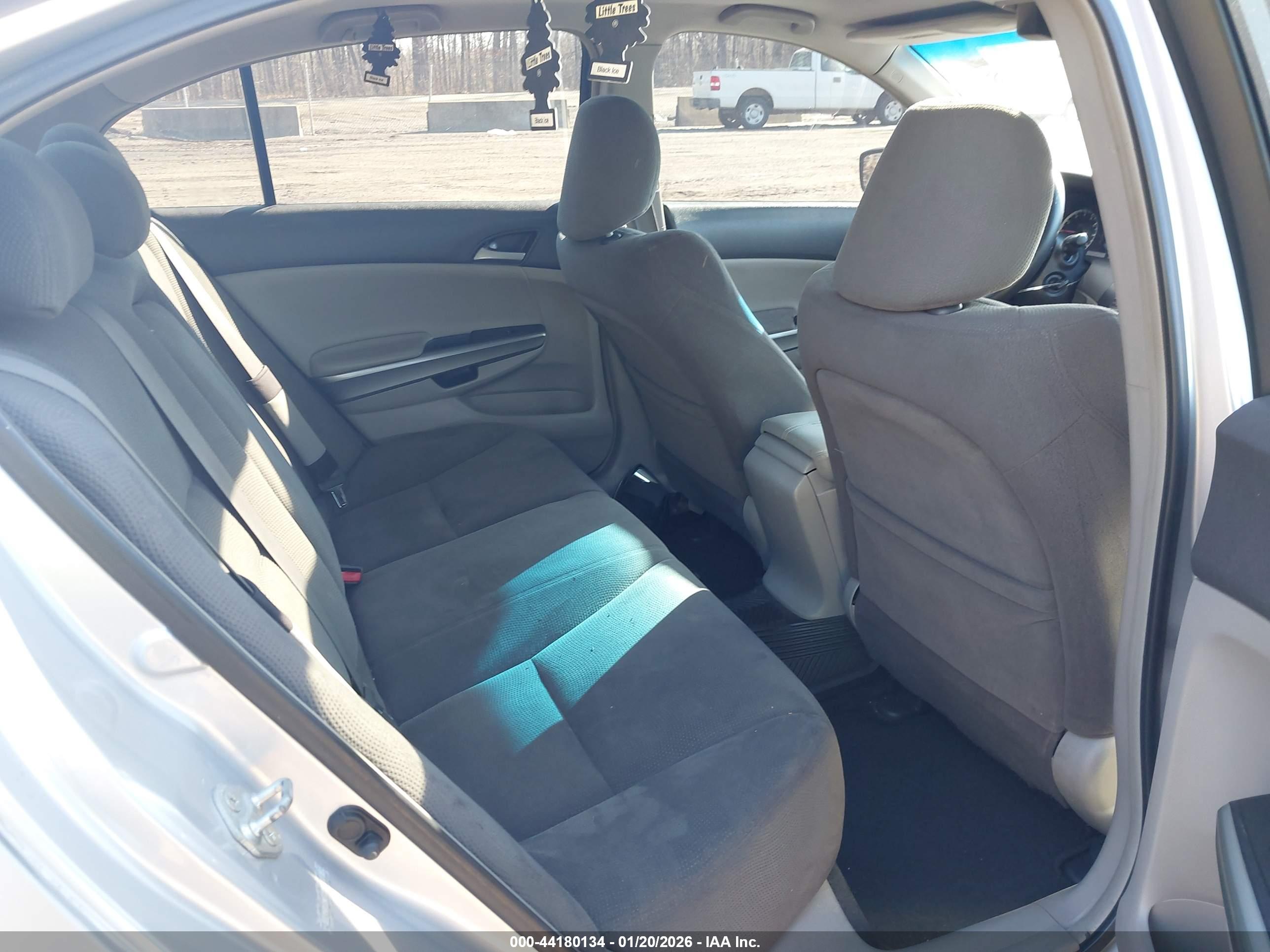 HONDA ACCORD image 8