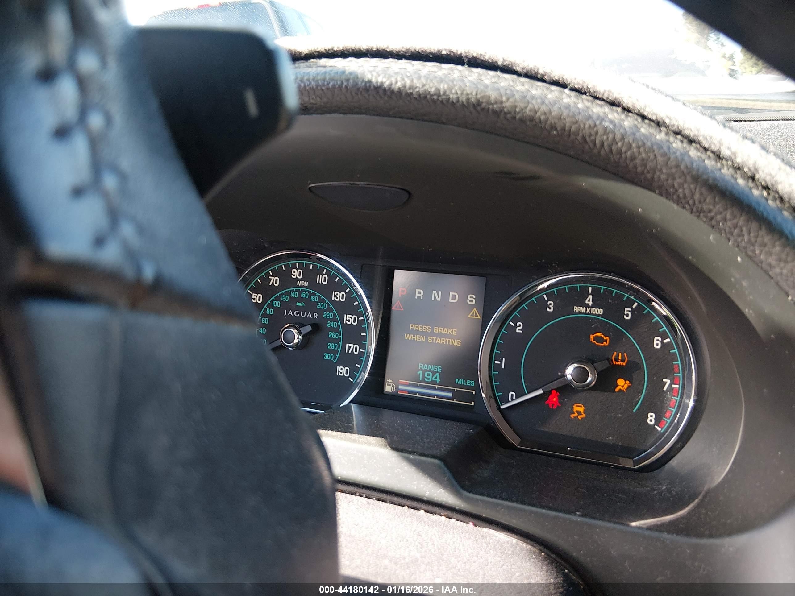 JAGUAR XF image 7