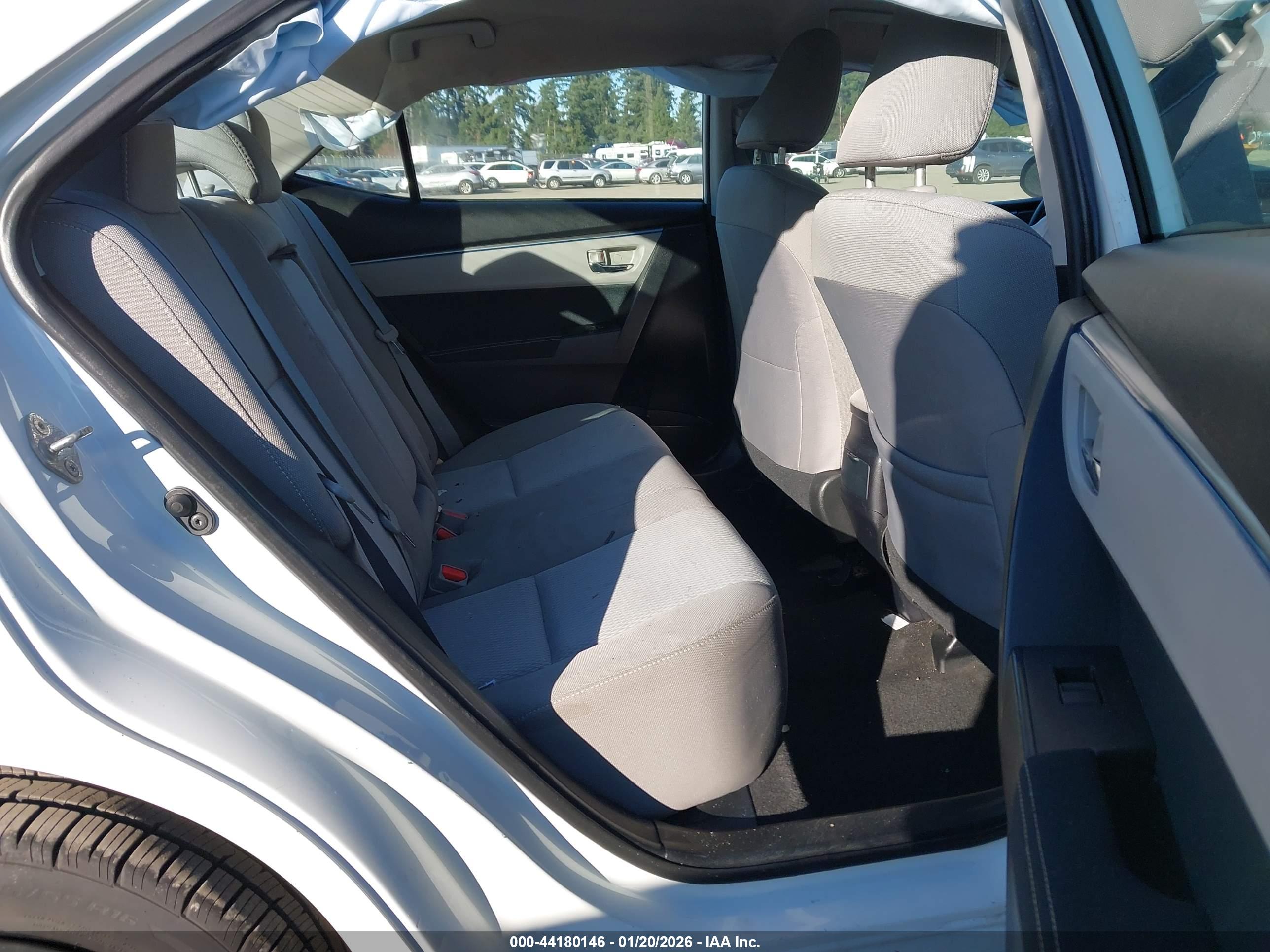 TOYOTA COROLLA image 8