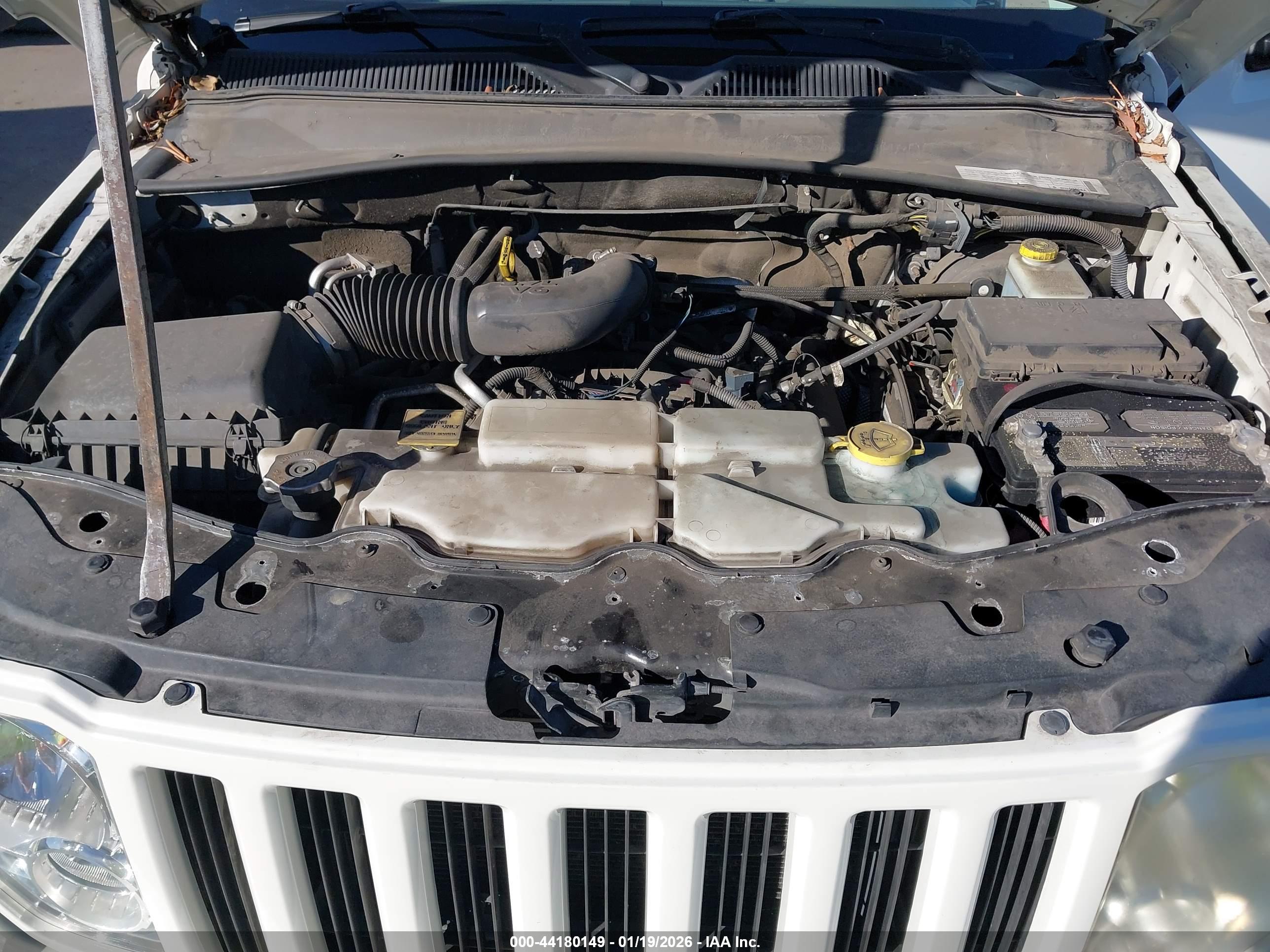 JEEP LIBERTY image 10