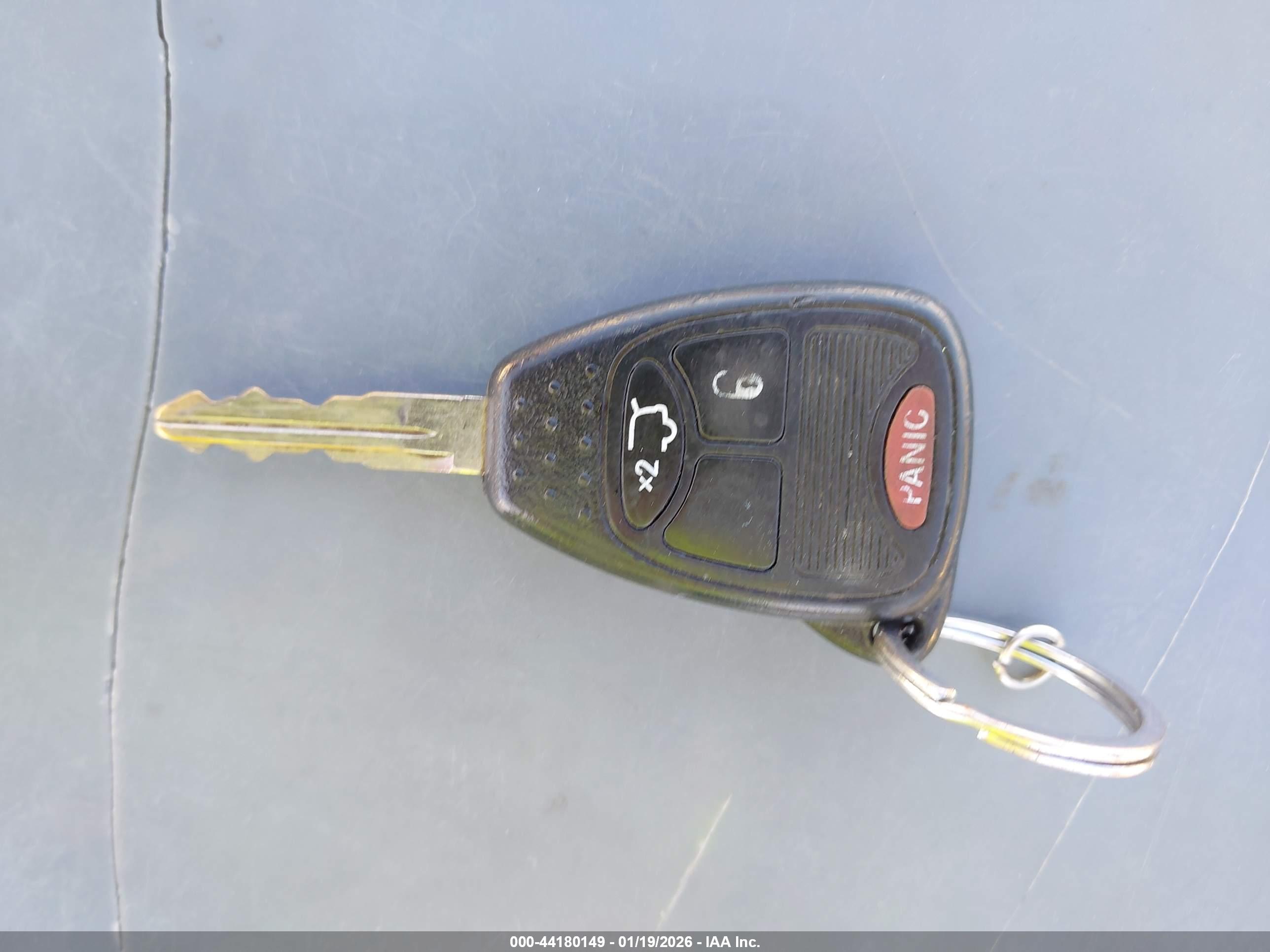 JEEP LIBERTY image 11