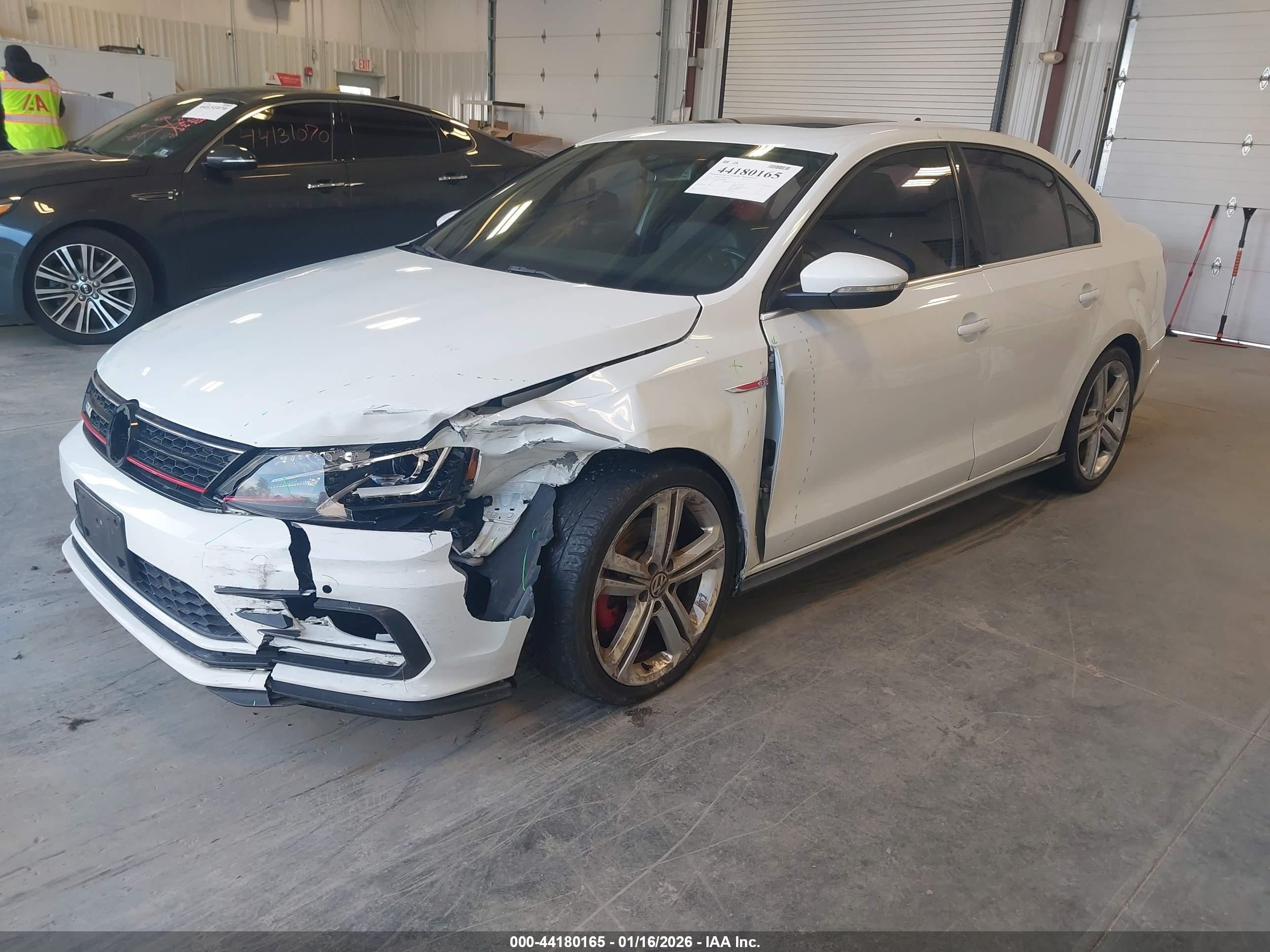VOLKSWAGEN JETTA image 2