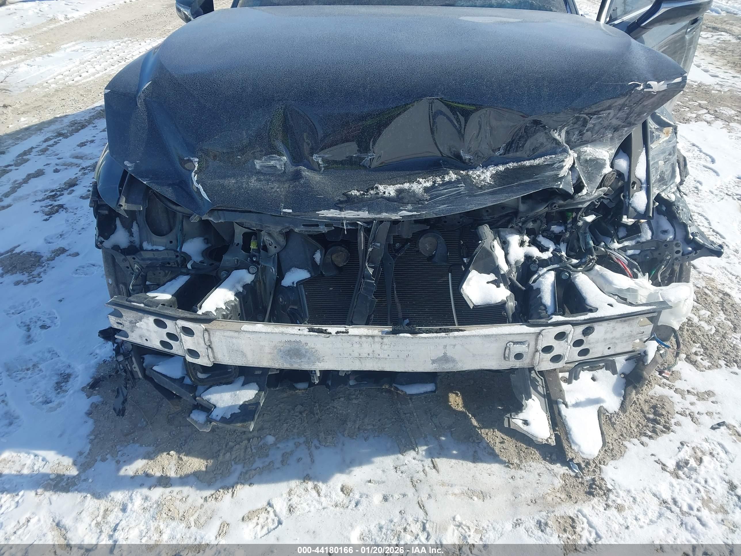 LEXUS IS image 6