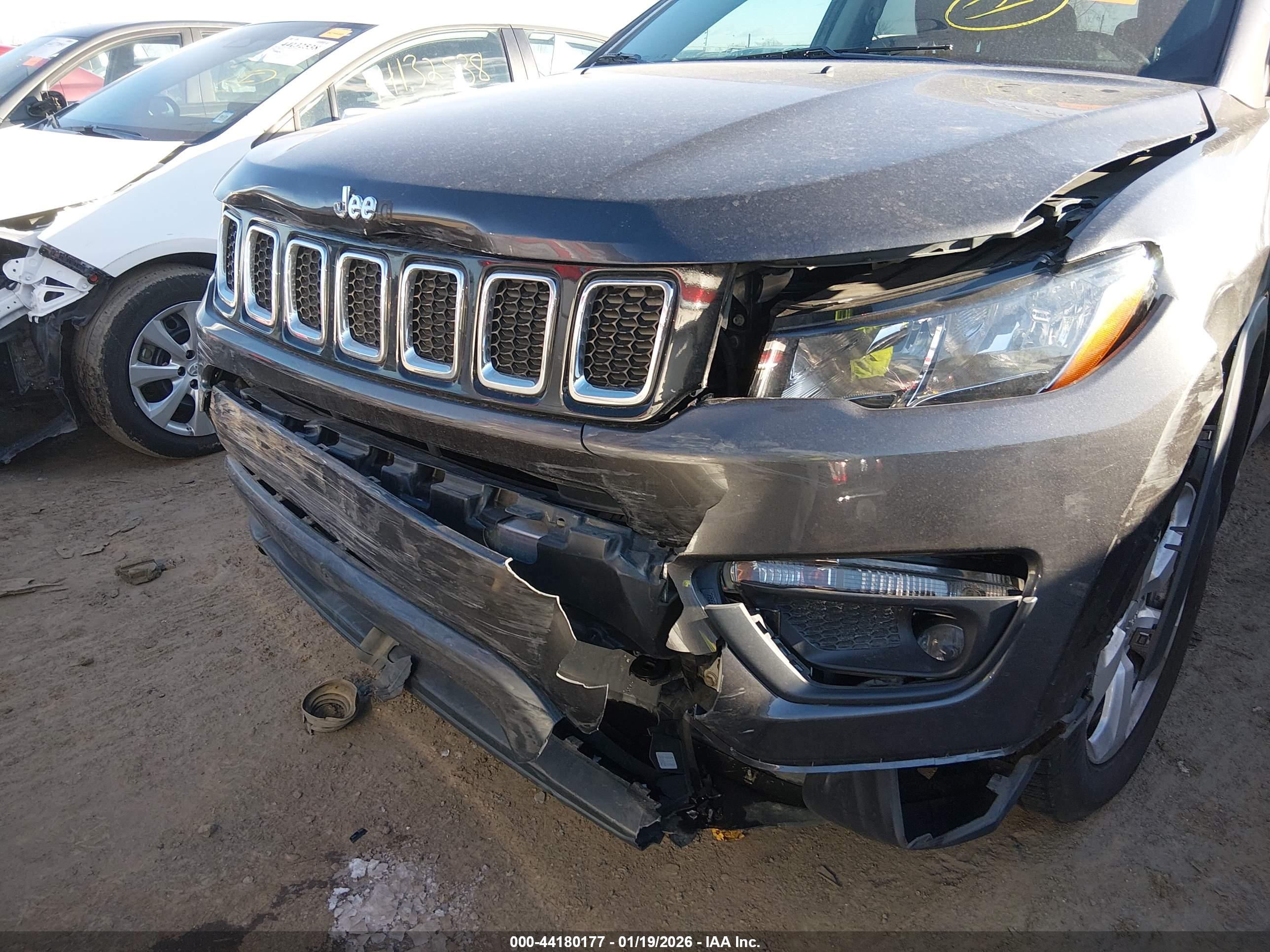JEEP COMPASS image 6