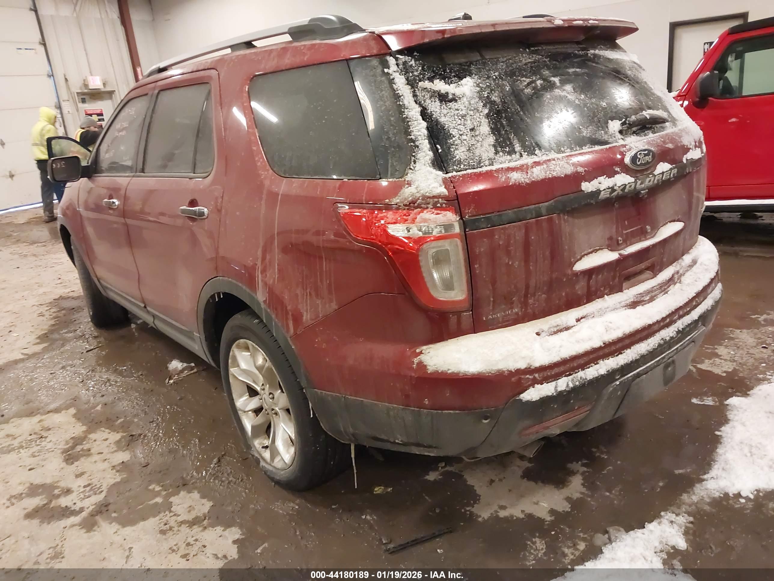 FORD EXPLORER image 3