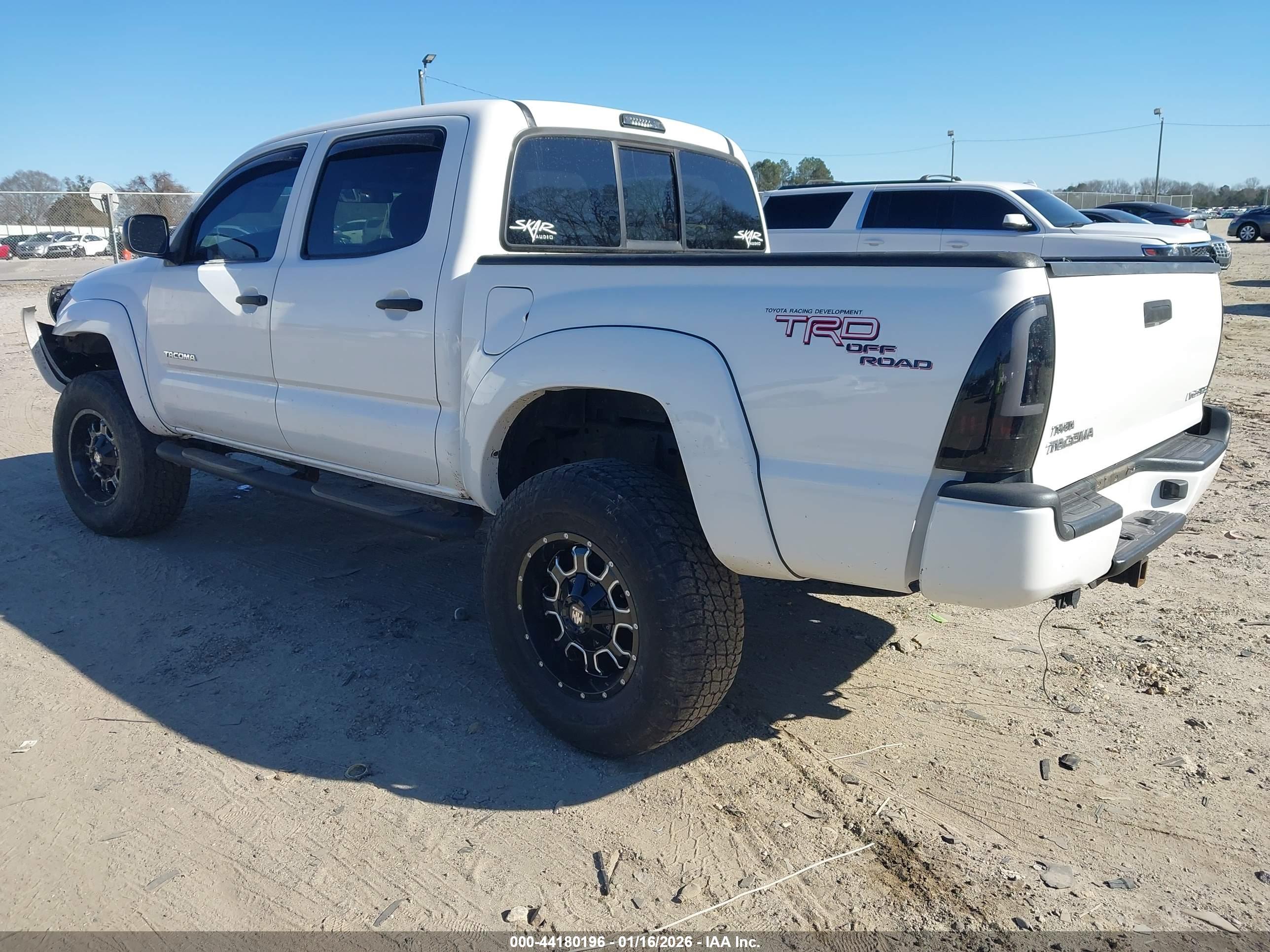 TOYOTA TACOMA image 3