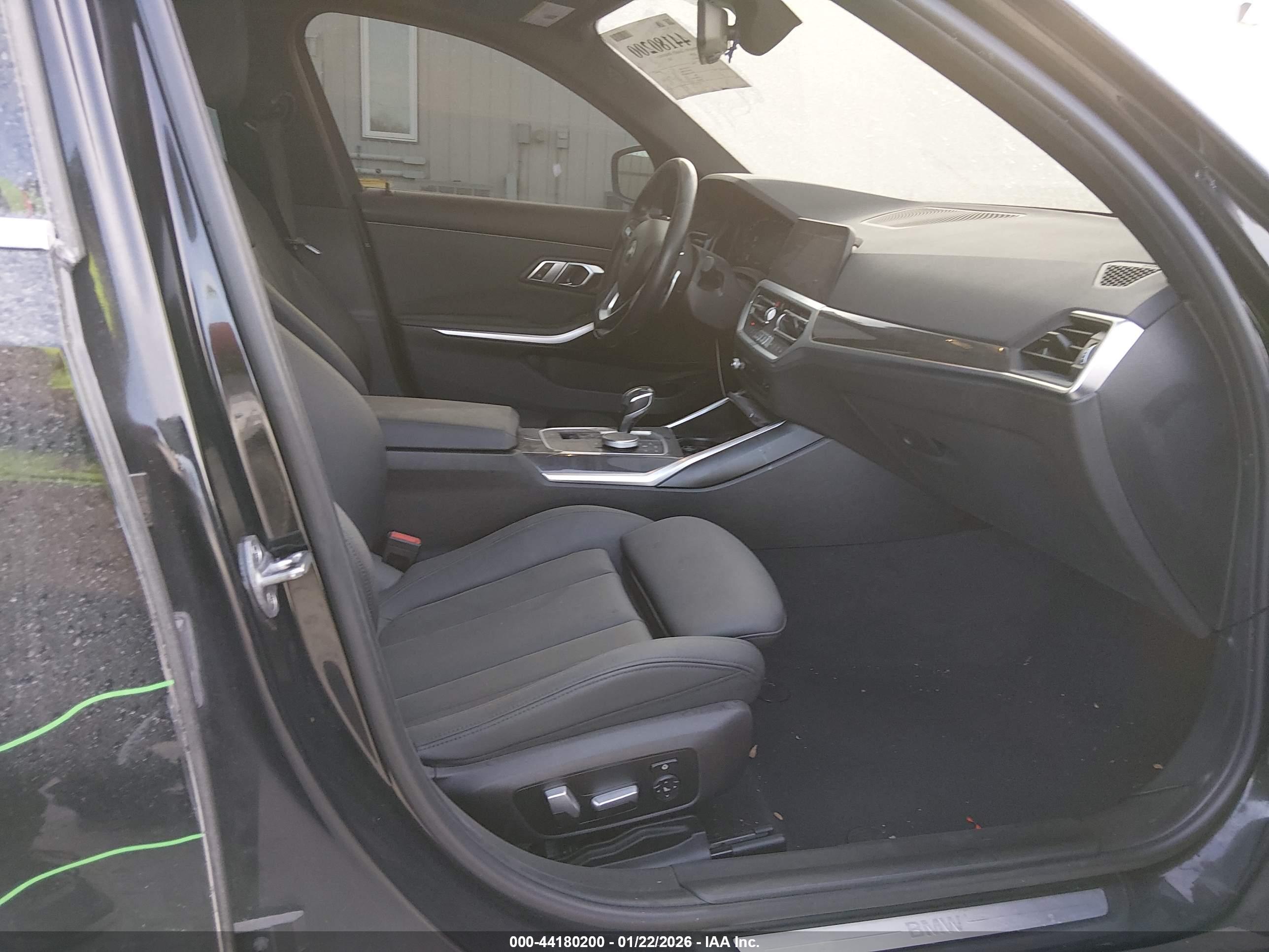 BMW 330I image 5