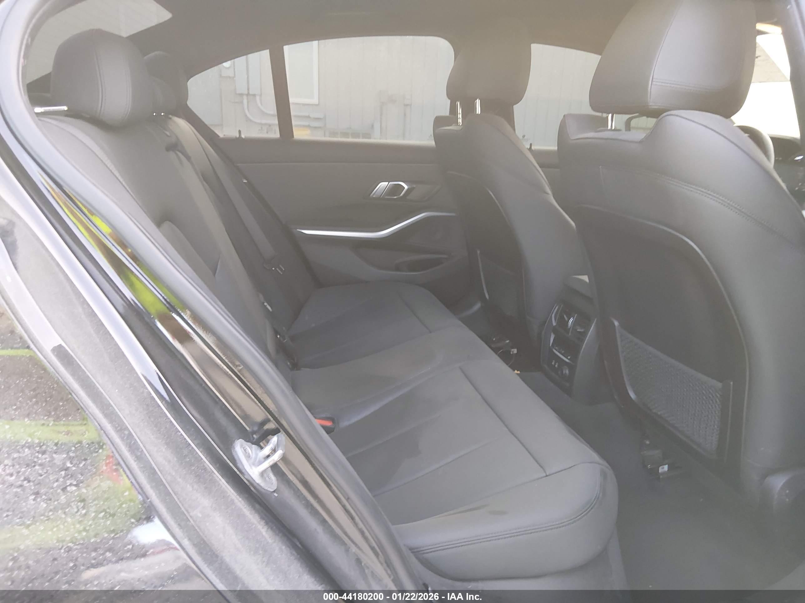 BMW 330I image 8